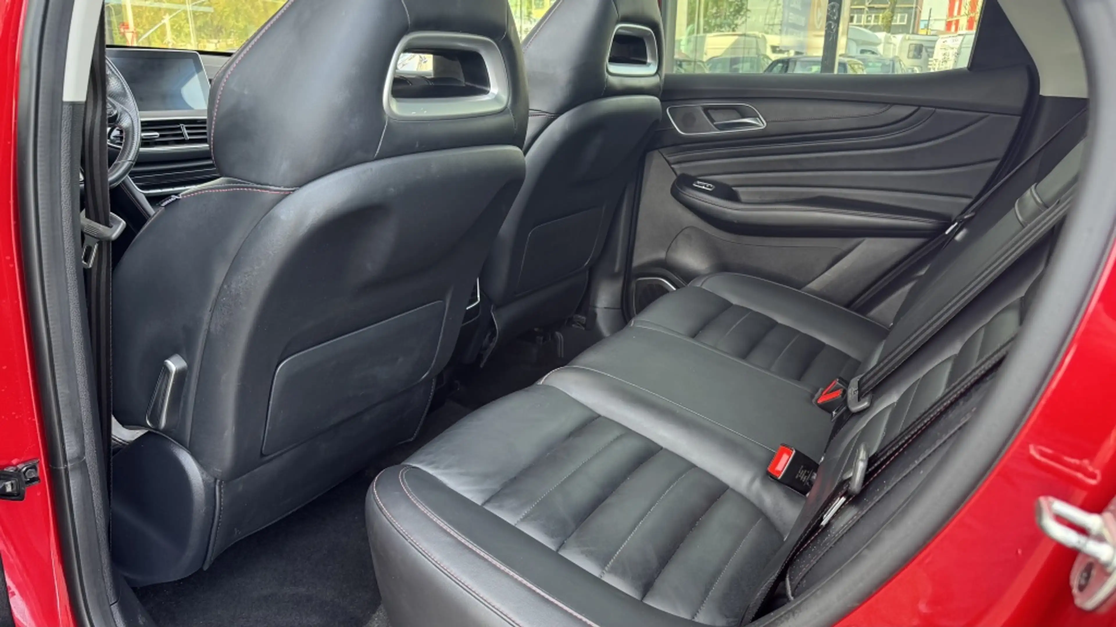 MG EHS 1.5 TGDI Luxury — photo 10
