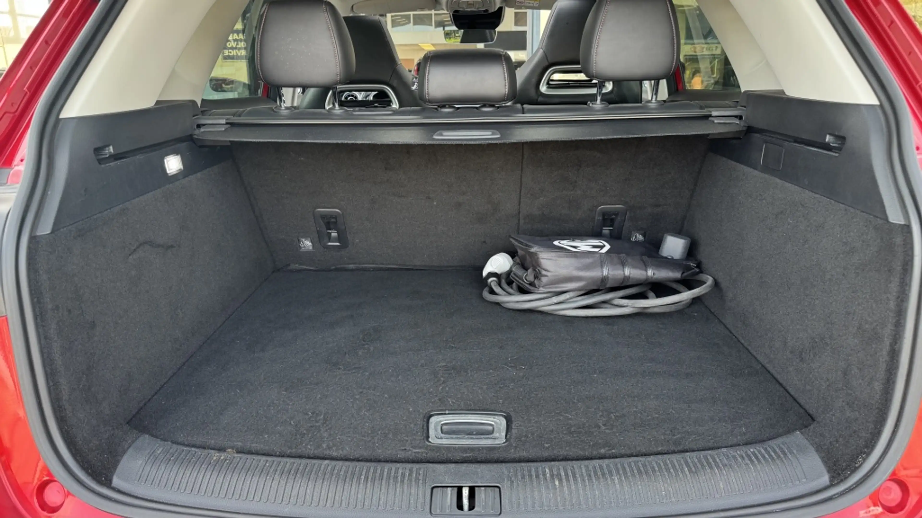 MG EHS 1.5 TGDI Luxury — photo 14