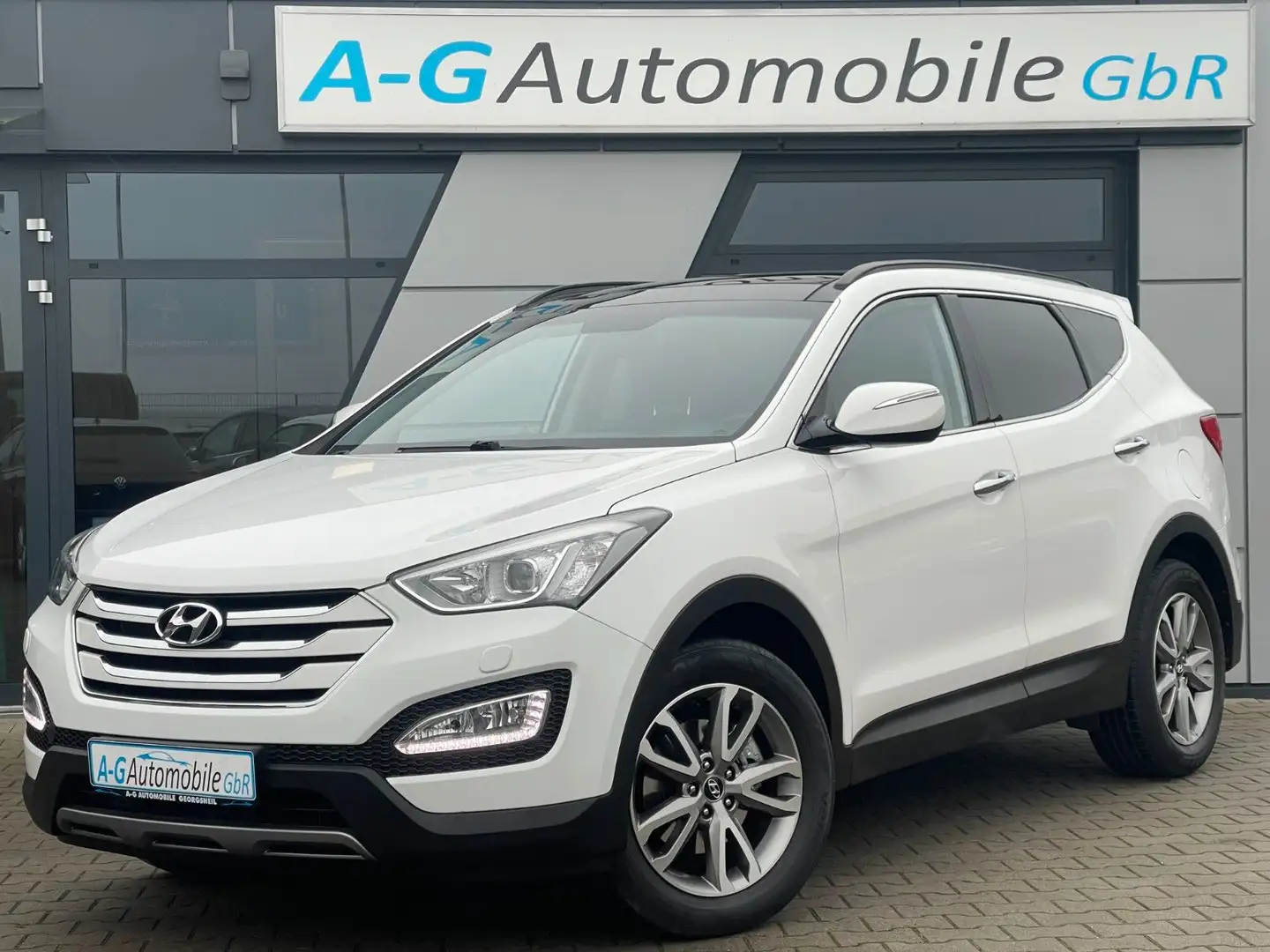 Hyundai SANTA FE Style 2WD/Automatik/Panorama/1.Hand/18" Blanc - 1