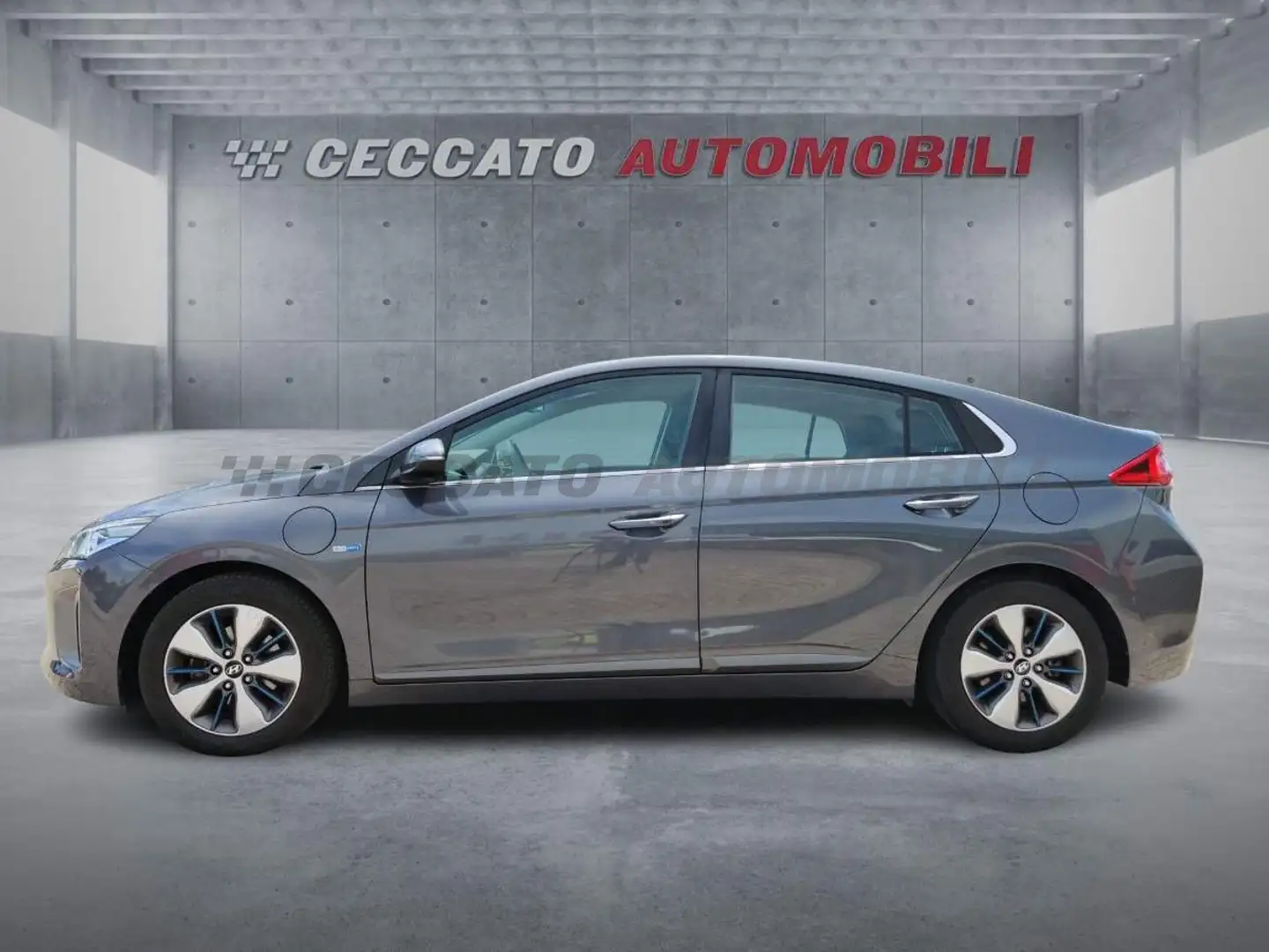 Hyundai IONIQ Ioniq 1.6 phev Comfort Plus Pack 6dct Giallo - 2