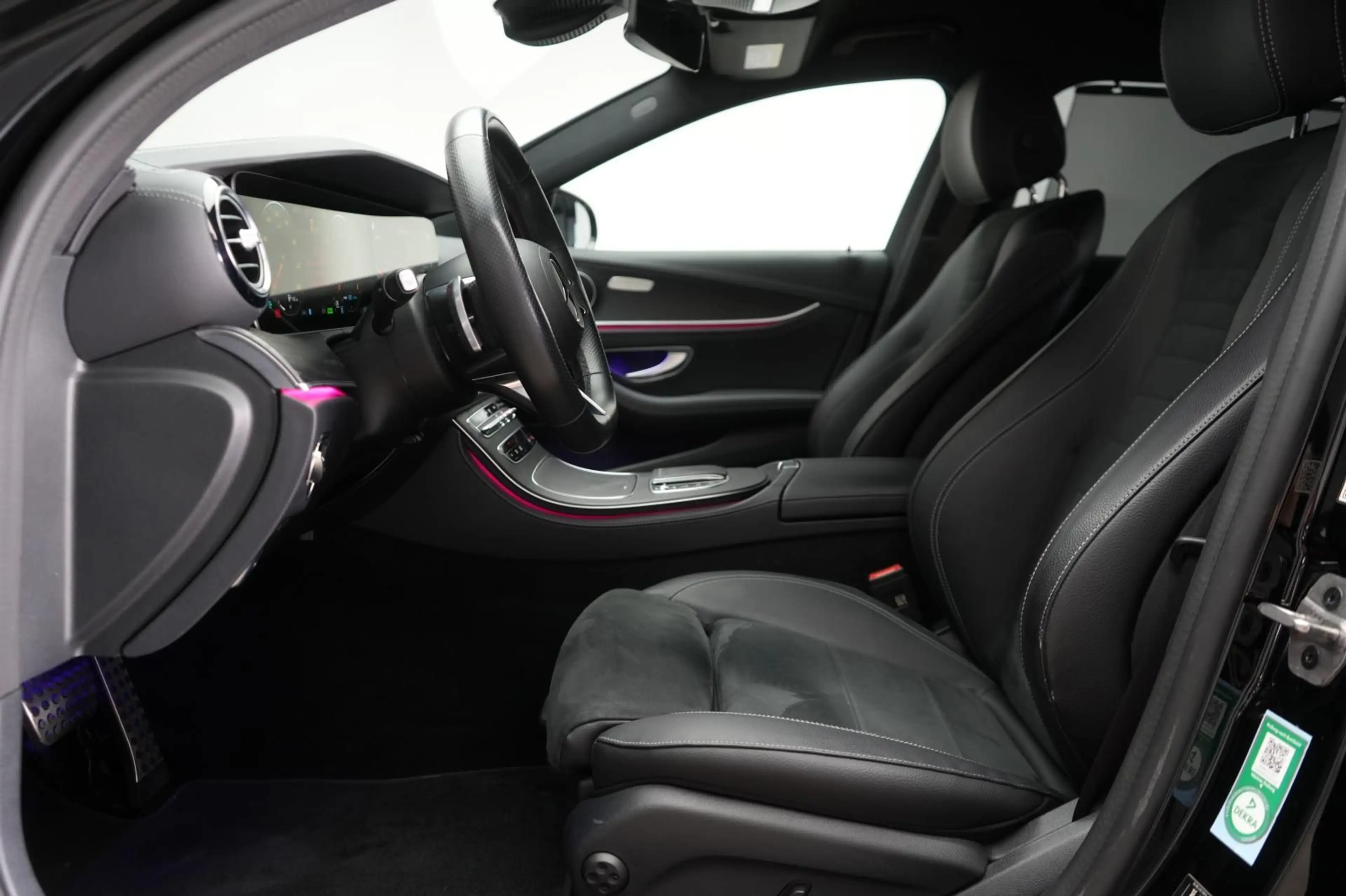 Mercedes-Benz E 300 d 4Matic T AMG Line Luft/Kamera/Alcantara — photo 12