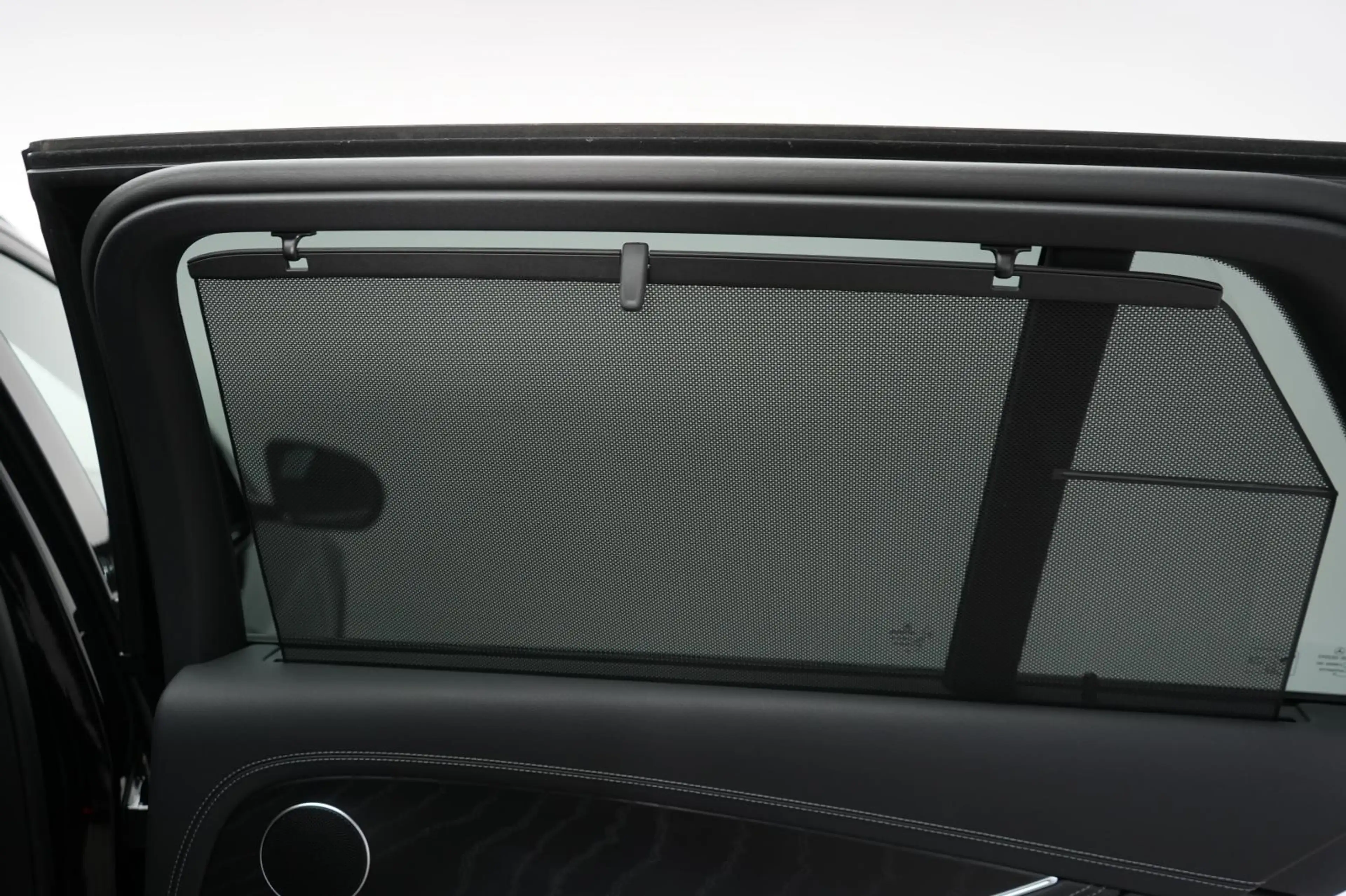 Mercedes-Benz E 300 d 4Matic T AMG Line Luft/Kamera/Alcantara — photo 11