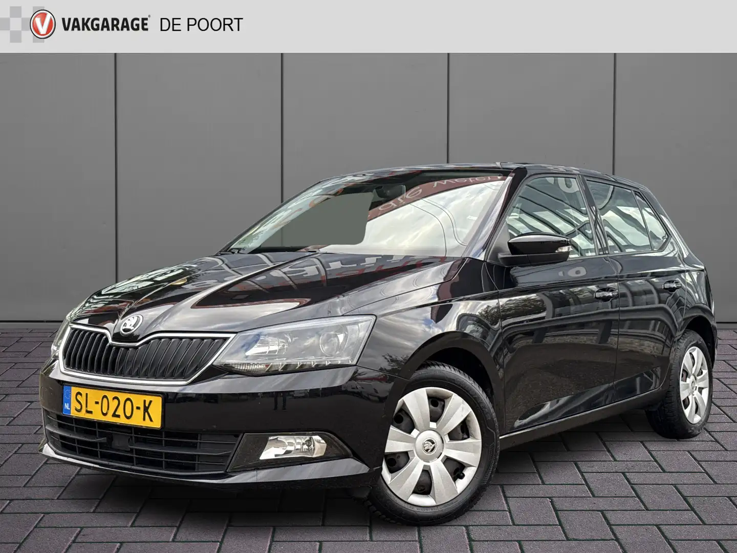 Skoda Fabia 1.0 TSI Ambition | NL-auto | 1e Eig | Navi | Airco Zwart - 1