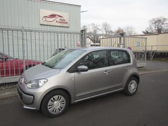 Volkswagen up! move up!
