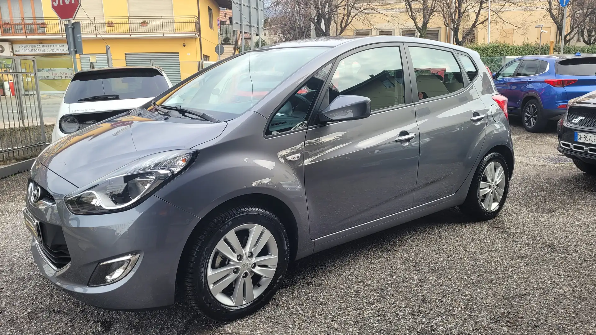 Hyundai iX20 ix20 1.4 crdi Style 90cv Grau - 2