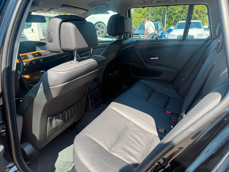 BMW 525 i xDrive T Advantage HIFI*AHK*XENON*PDC*STHZ — photo 10