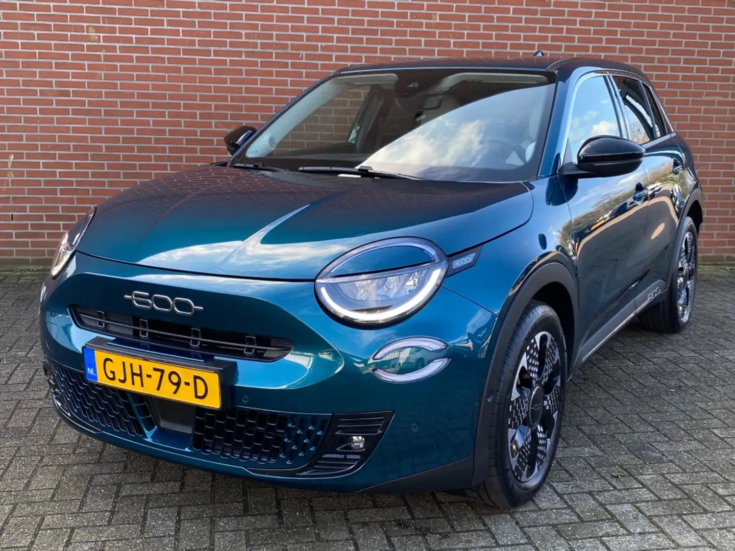 Fiat 600 LA PRIMA 54 KWH NAV ADAPT-CRUISE CARPLAY LMV STOEL Blauw - 2