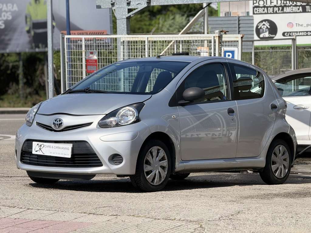 Toyota Aygo 1.0 VVT-i Live - foto 1