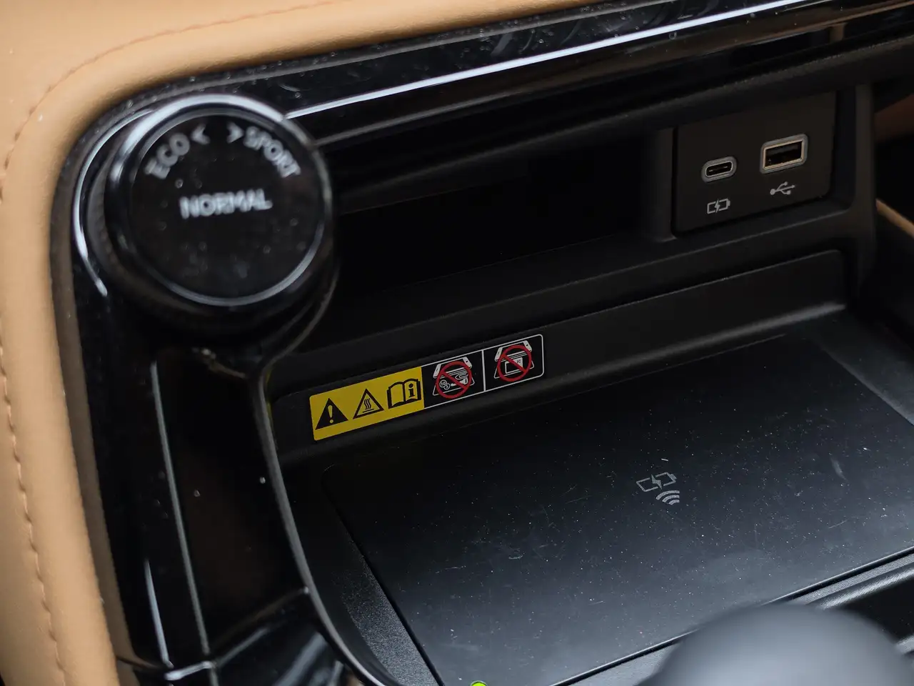 Lexus NX fotografie Lexus NX