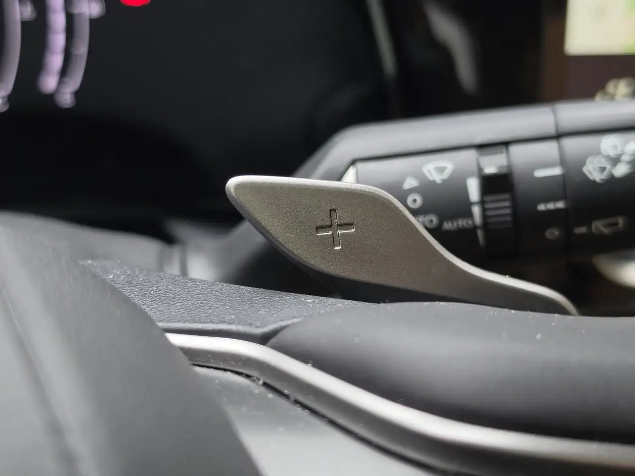 Lexus NX fotografie Lexus NX