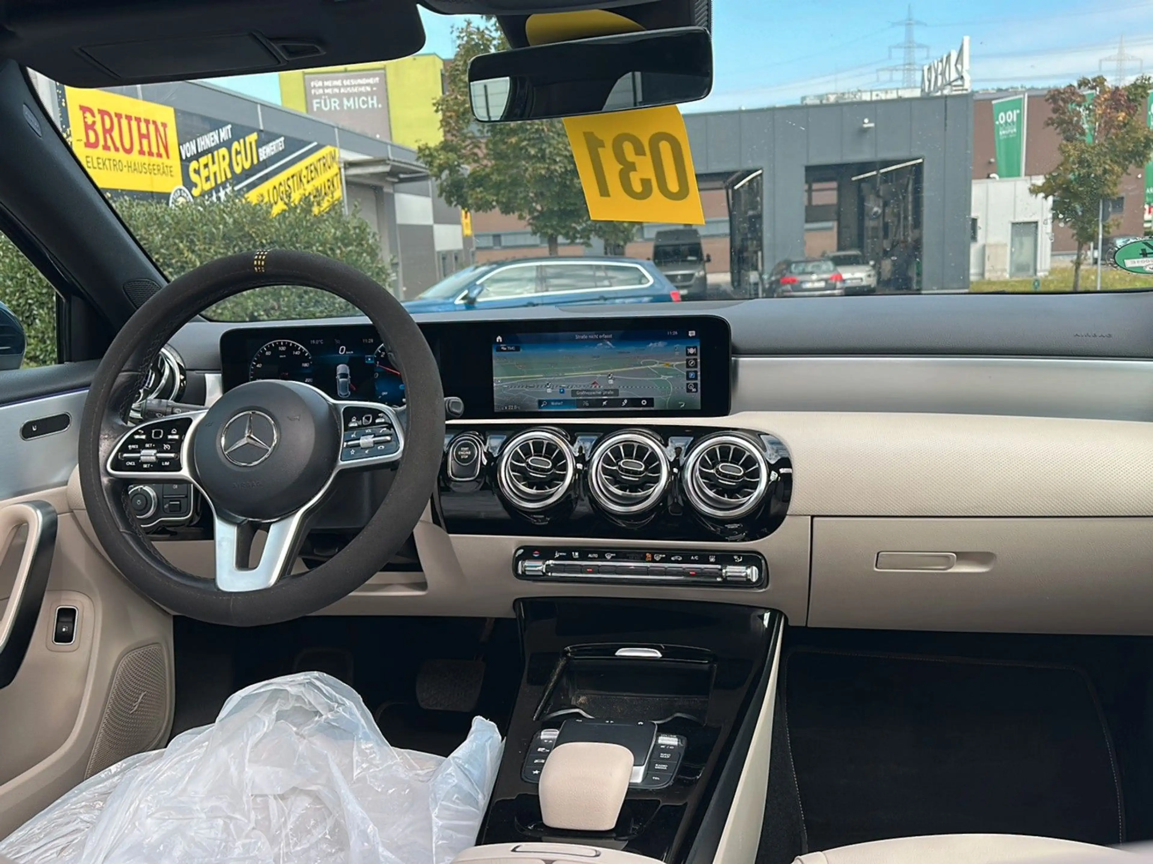 Mercedes-Benz A 250 e Progressive | Pano | LED | Keyless | DAB — photo 10
