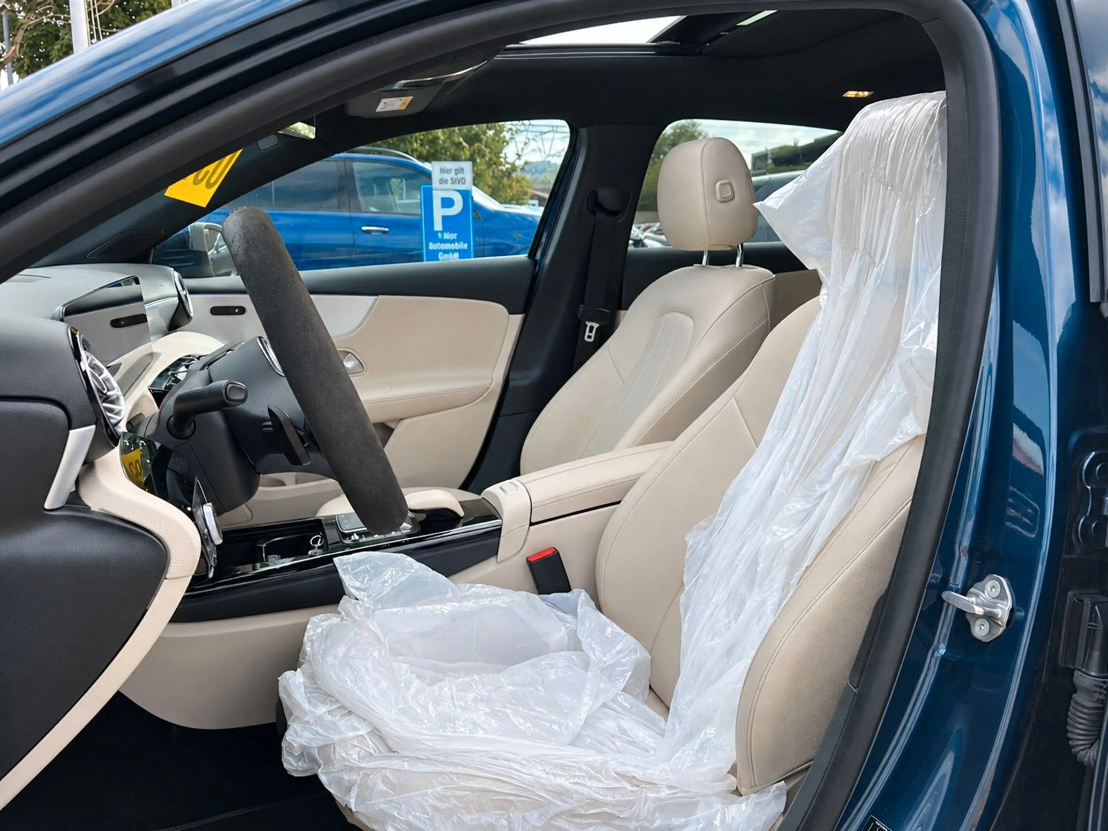 Mercedes-Benz A 250 e Progressive | Pano | LED | Keyless | DAB — photo 11