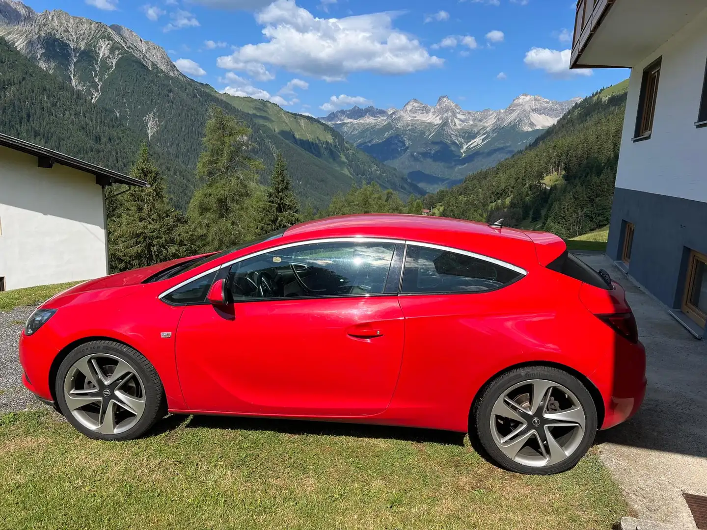 Opel Astra GTC 170 PS | Austauschmotor 23000 km | Pickerl 06/27System Edition Rot - 2