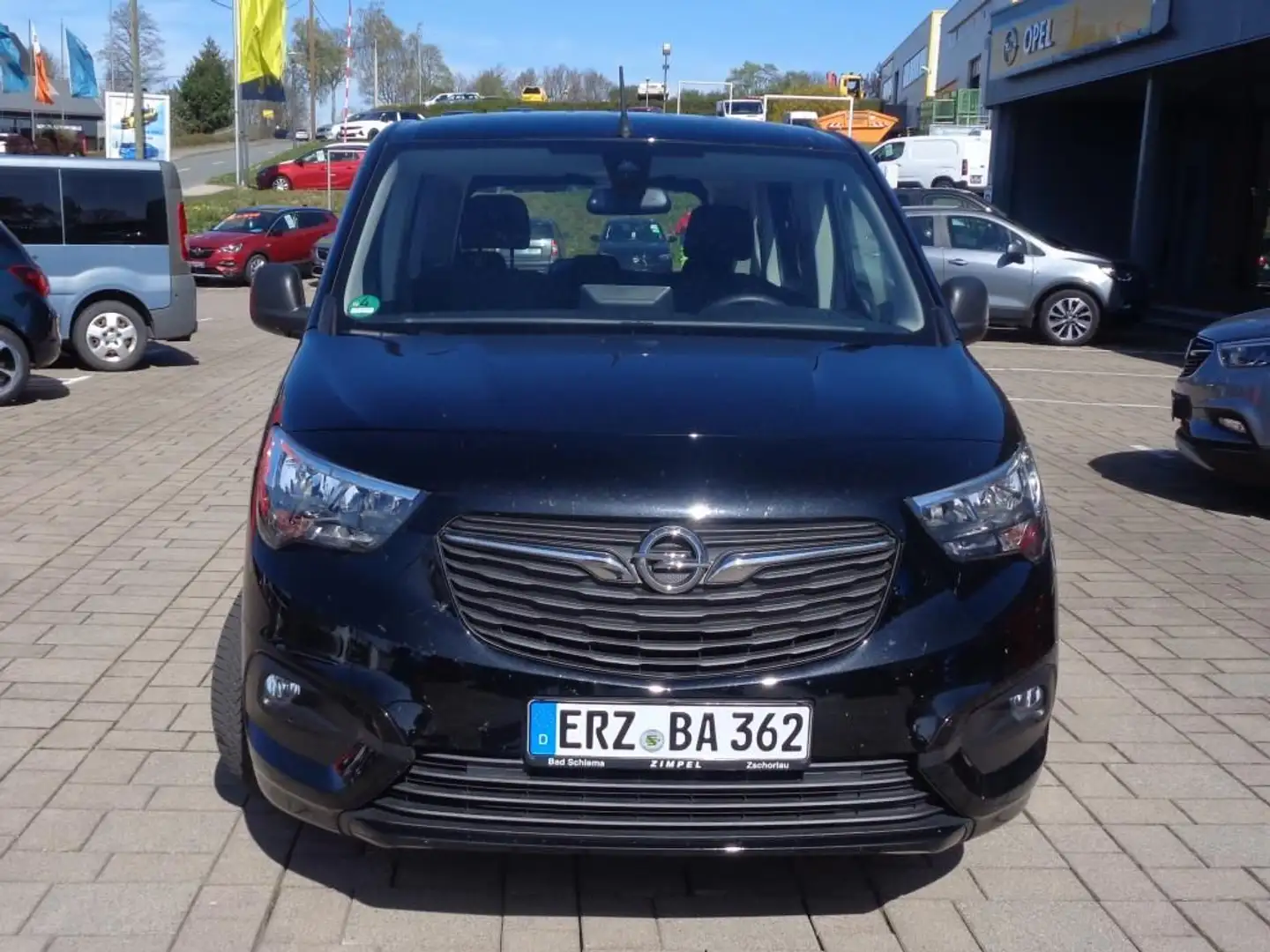 Opel Combo Life 1.2 96 kW 130 PS Klimaautomatik, BT, - 2