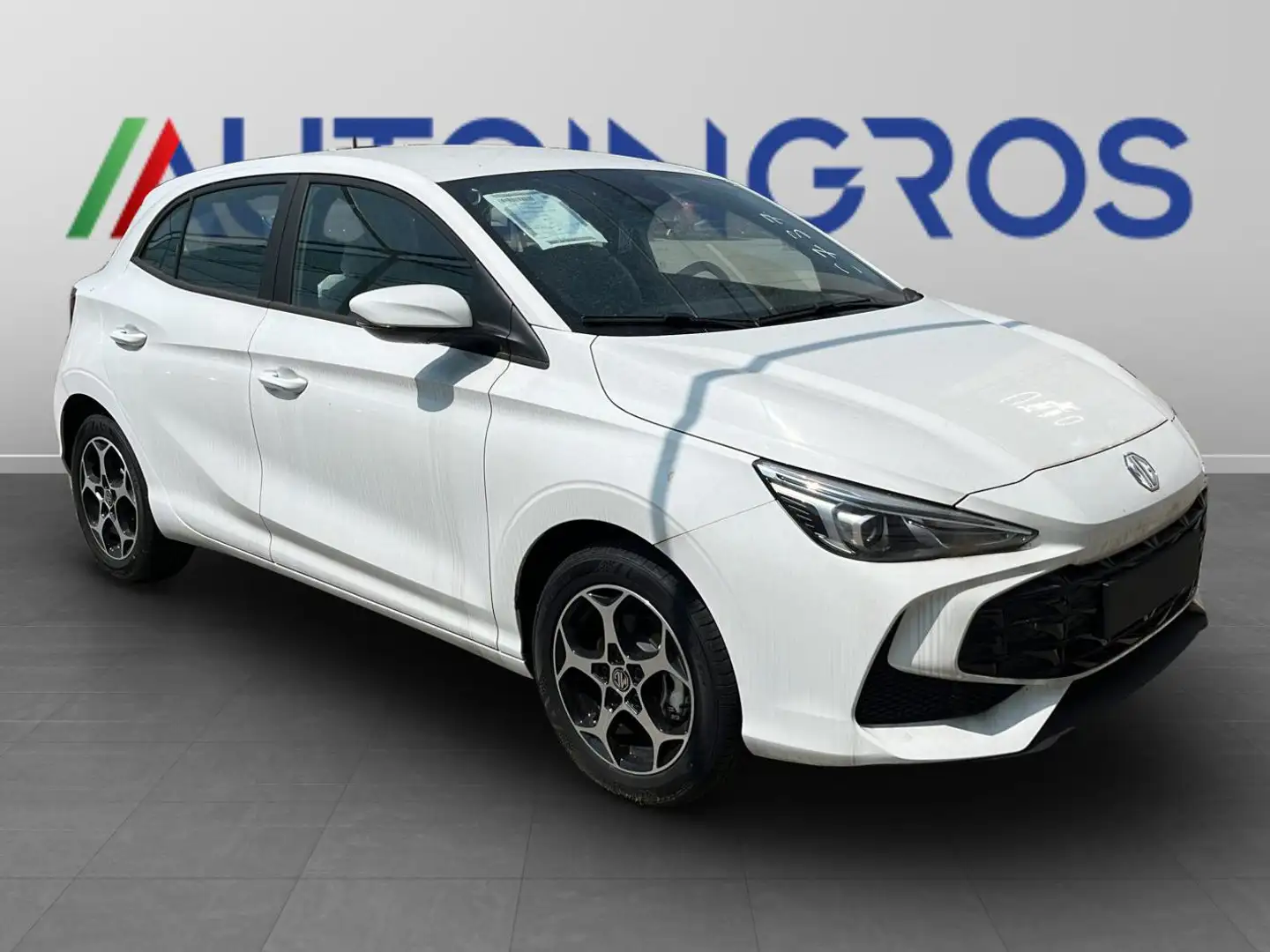 MG MG3 3 1.5L HEV Comfort WHITE Bílá - 2