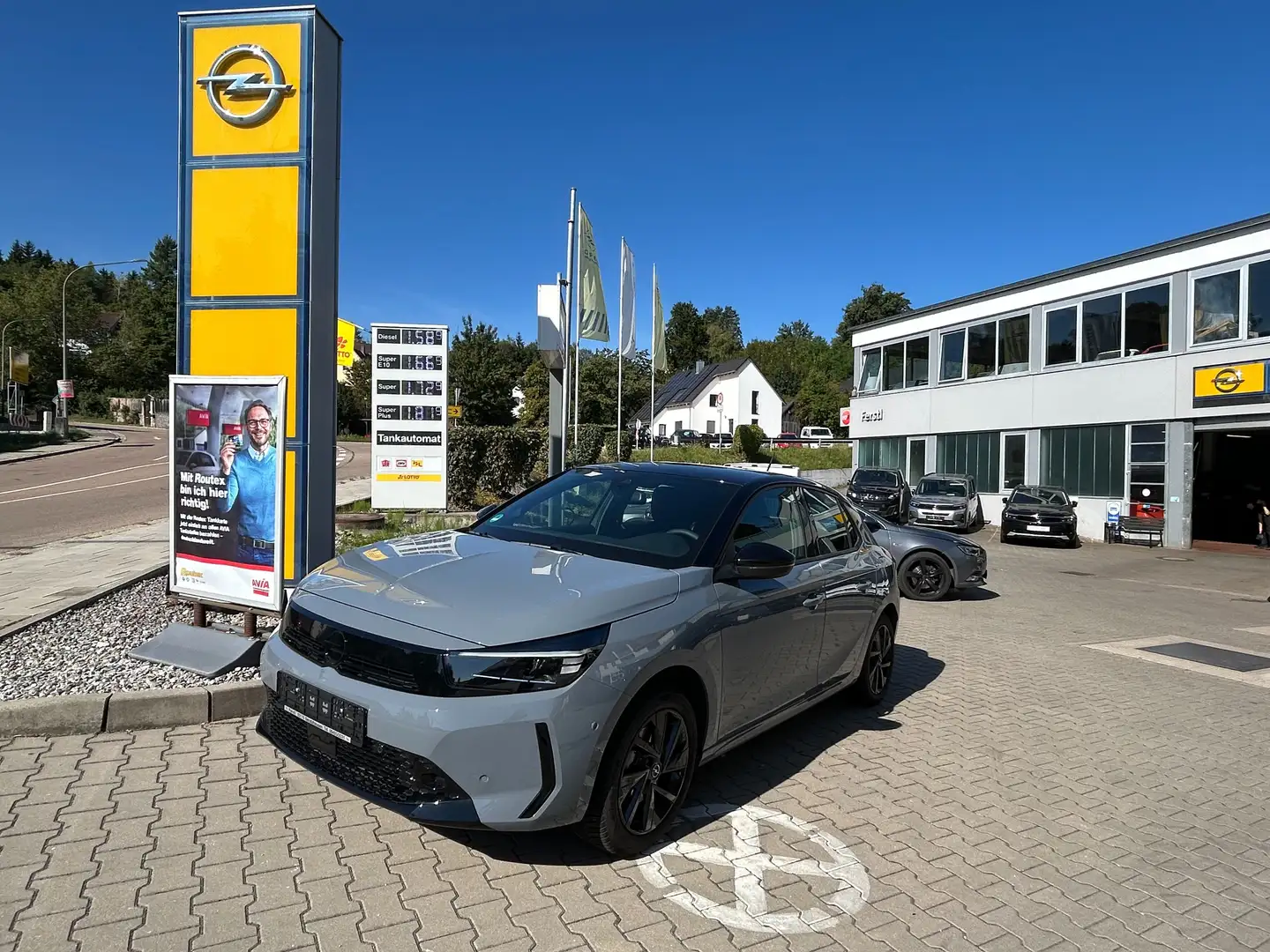 Opel Corsa GS Grau - 1