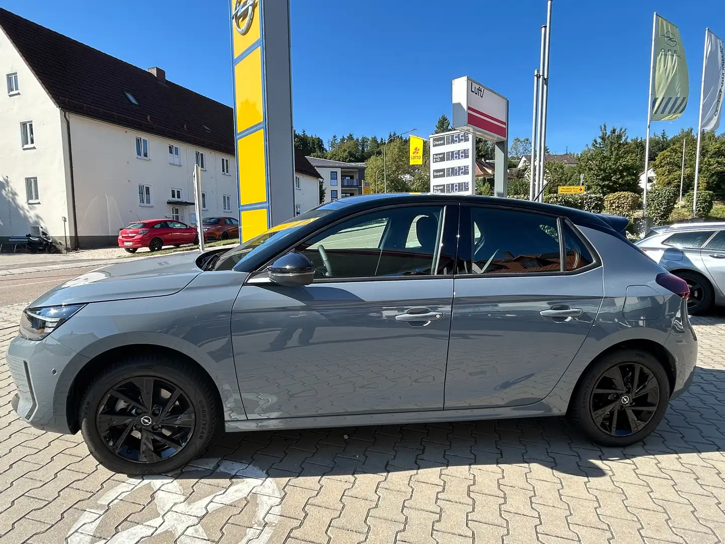 Opel Corsa GS Grau - 2