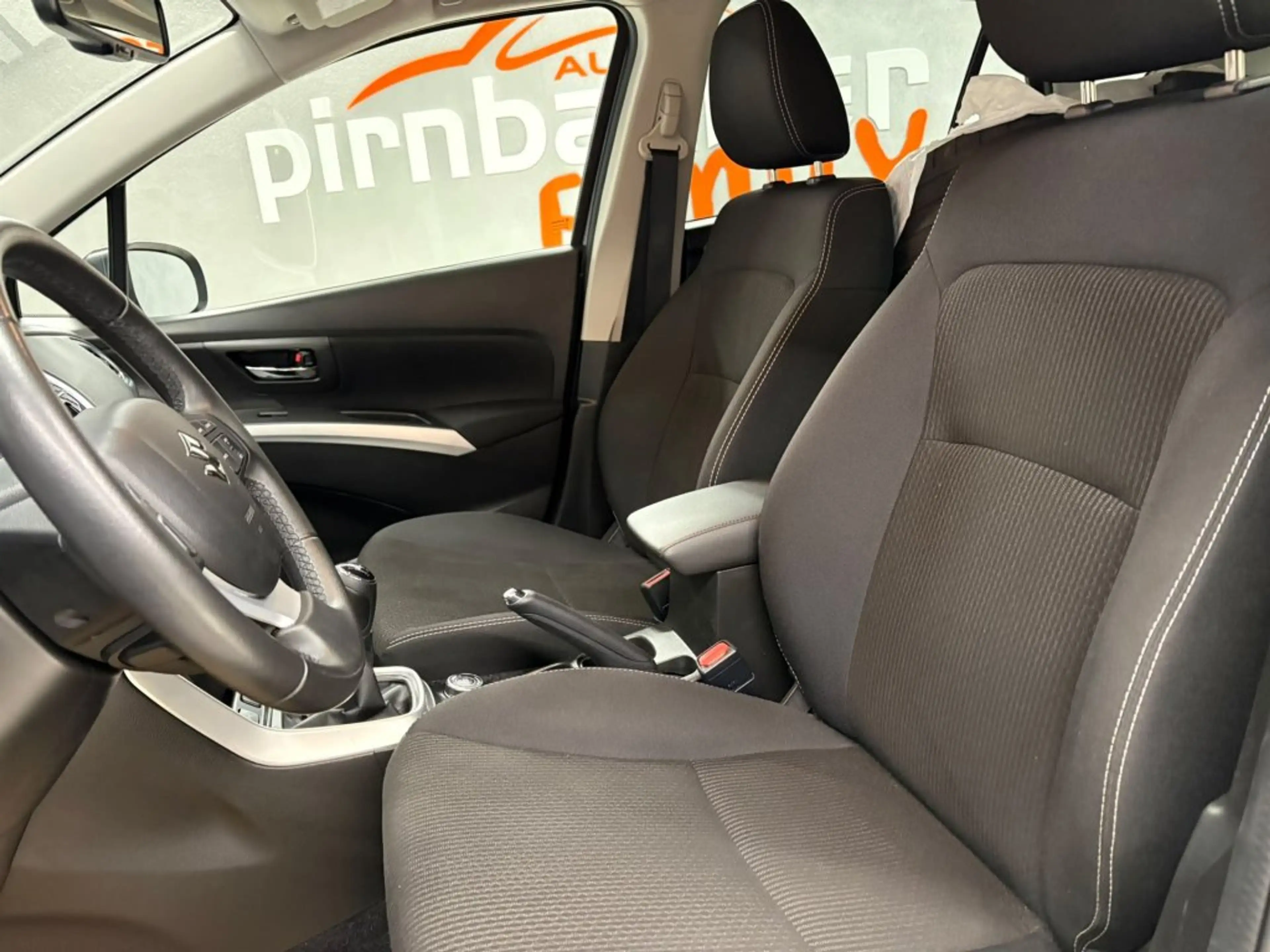 Suzuki SX4 S-Cross 1.0 DITC ALLGRIP shine — photo 6