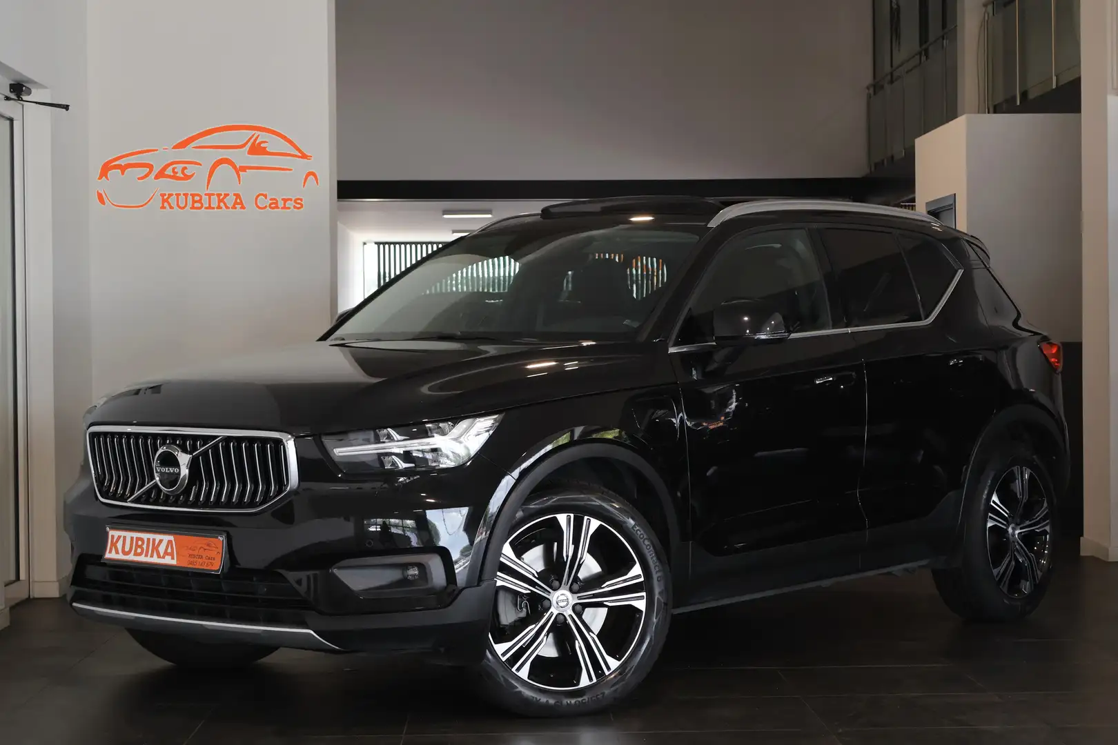 Volvo XC40 T5 Recharge Inscription *BTW* Pano ACC Garantie* Zwart - 1