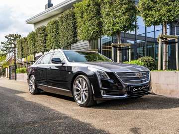 3.0 V6 AWD Platinum
