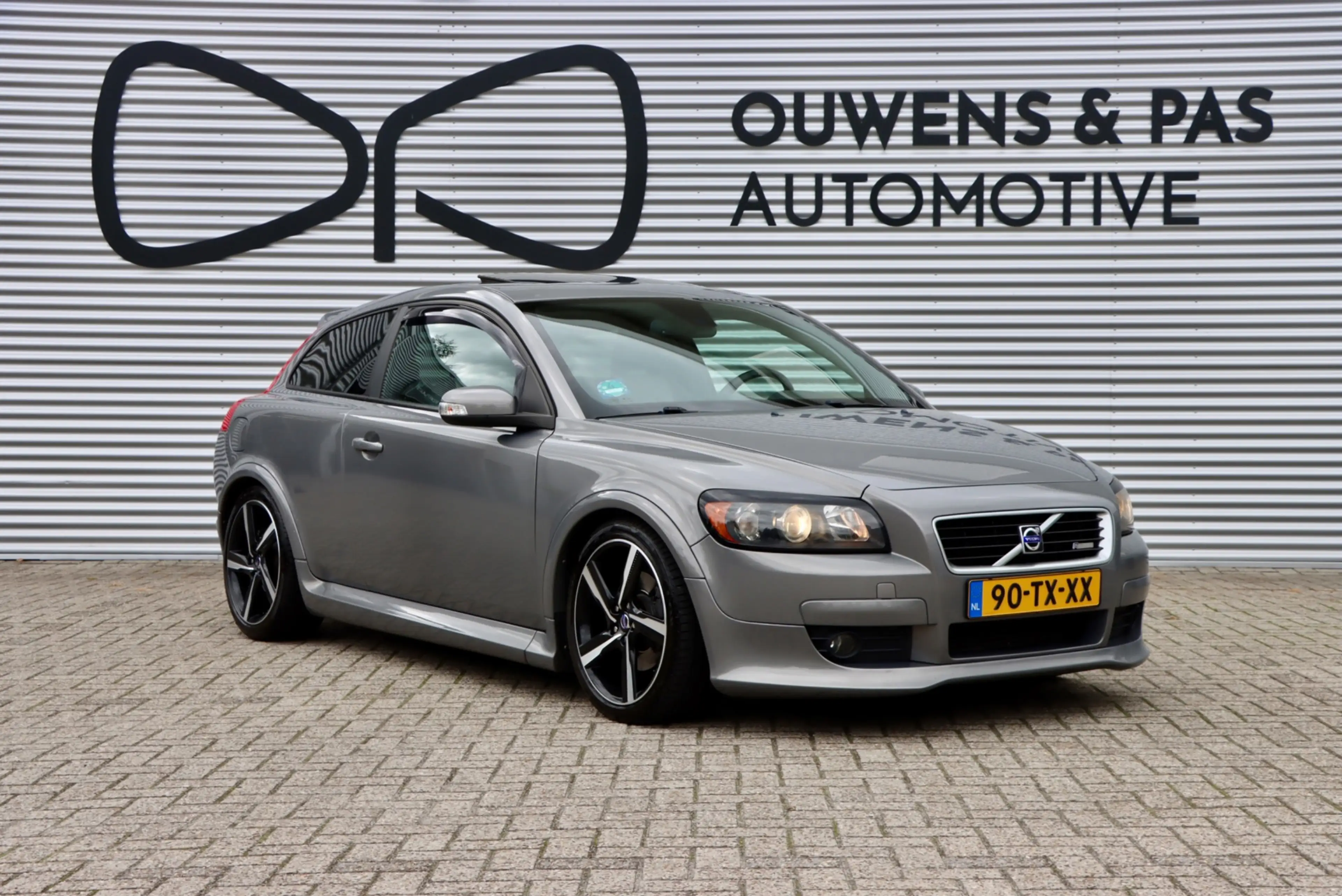 Volvo C30 2.5 T5 Momentum | R Design | Schuifdak | Nieuwe Ko — photo 13