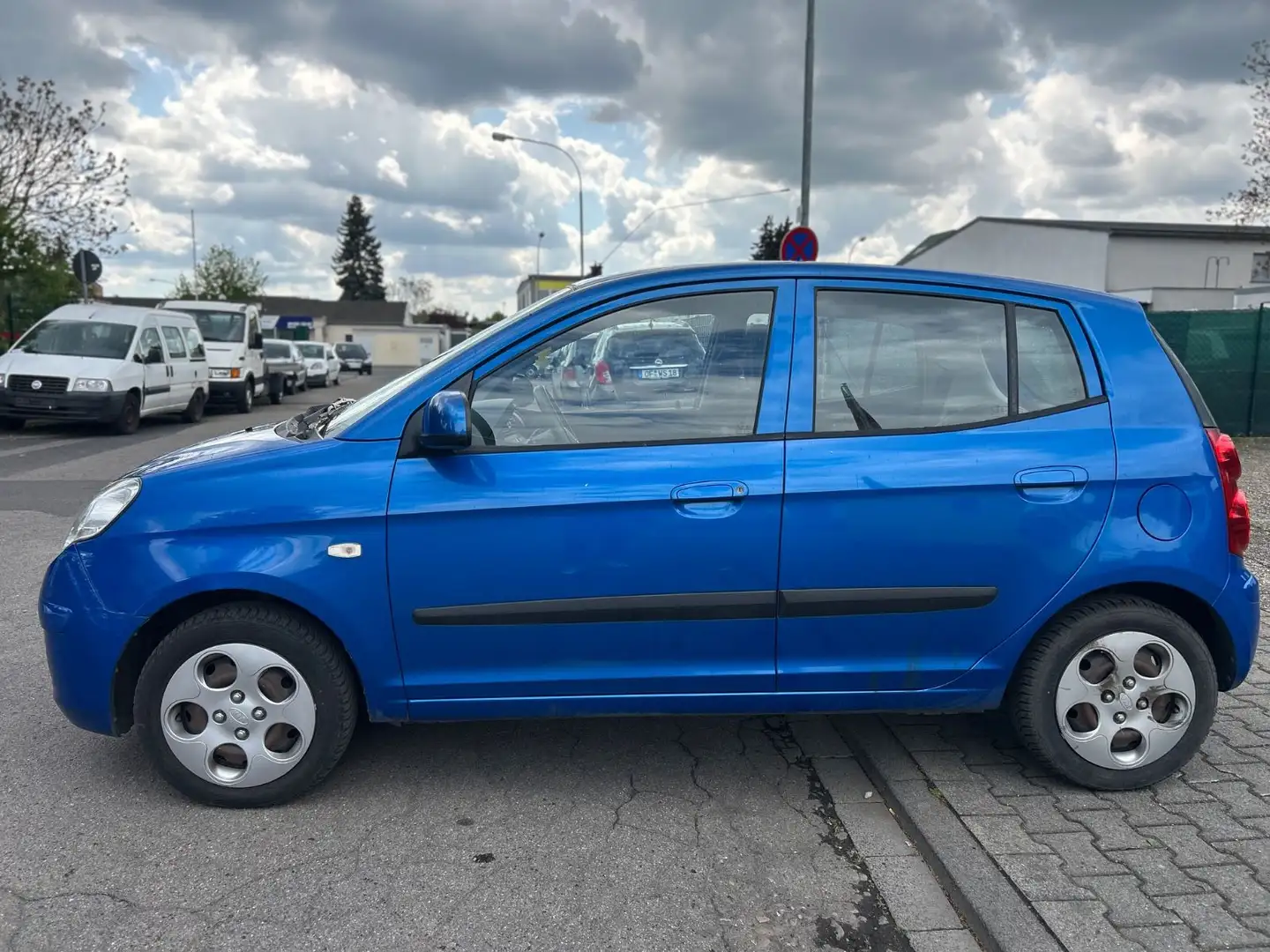 Kia Picanto 1.1 Attract* TÜV 03.2026 Blauw - 2
