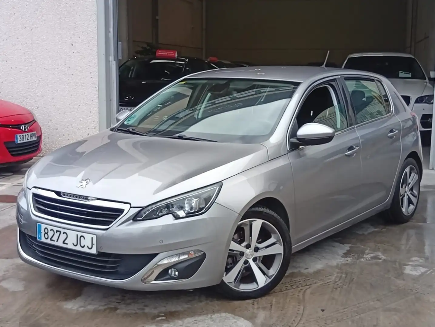 Peugeot 308 1.6 THP Allure Gris - 2