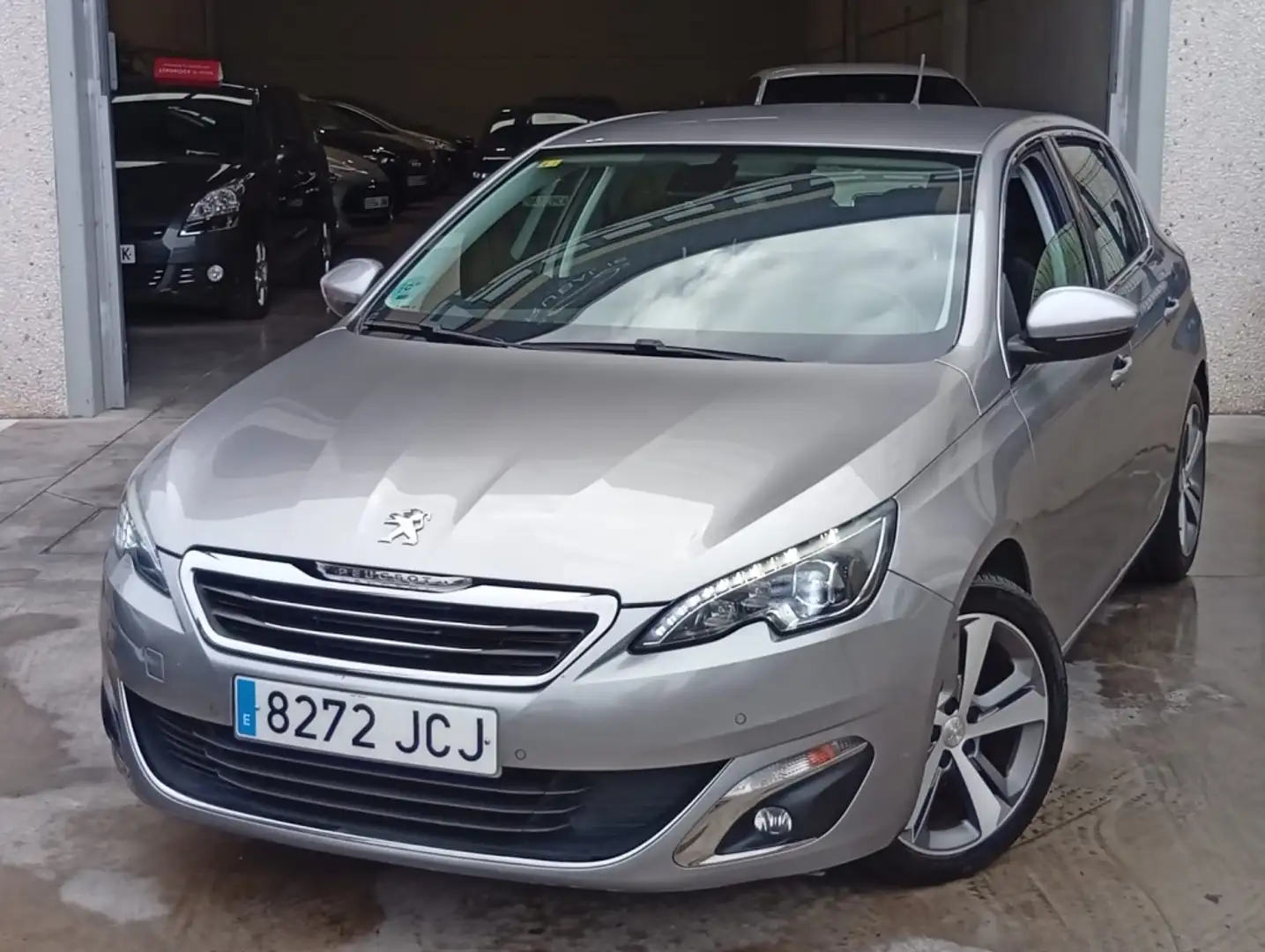 Peugeot 308 1.6 THP Allure Gris - 1
