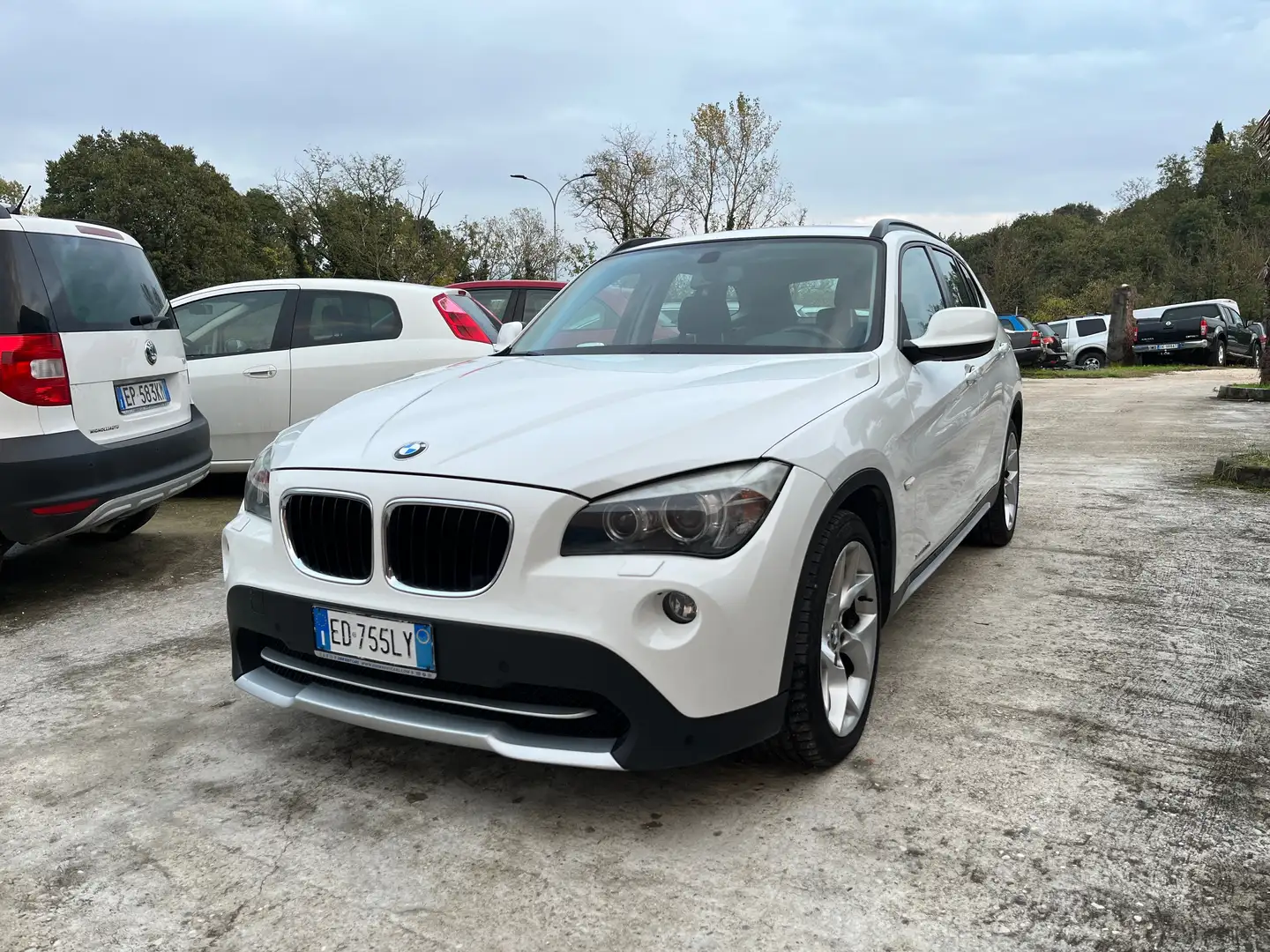 BMW X1 X1 xdrive20d Attiva Blanc - 1