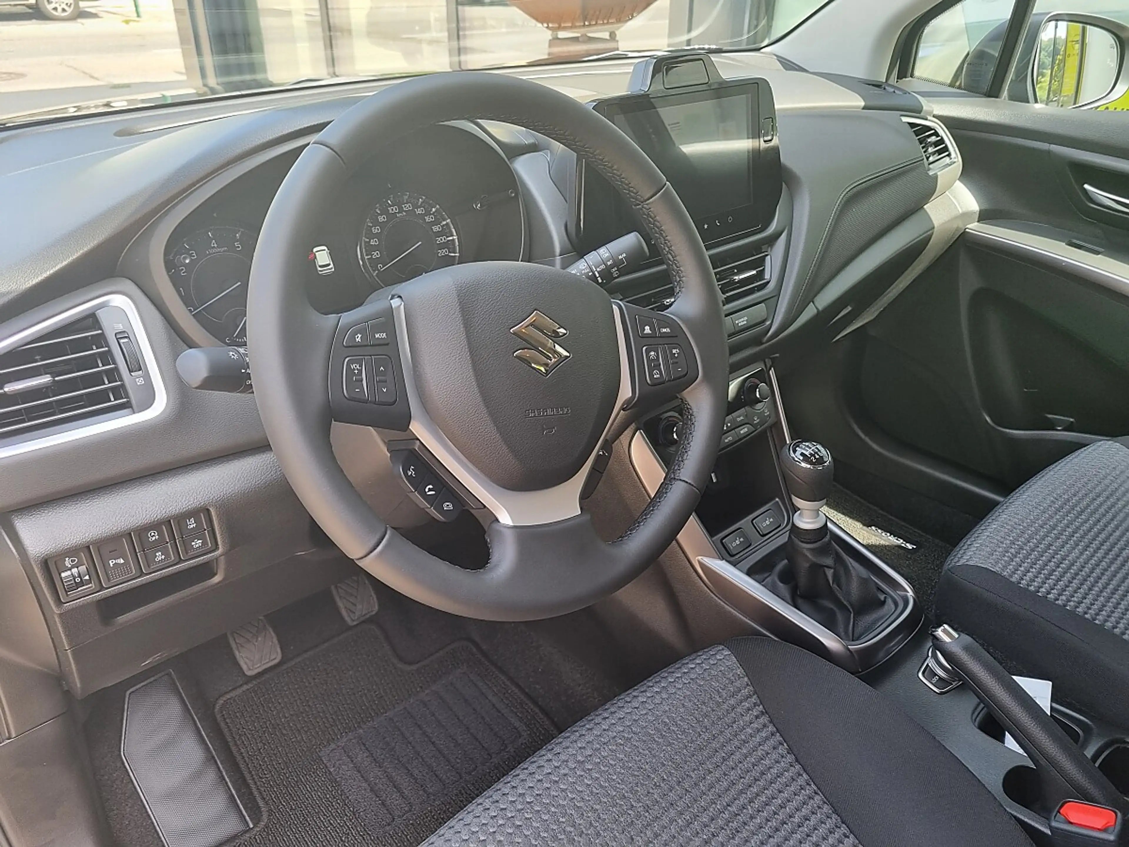 Suzuki S-Cross 1,4 Hybrid ALLGRIP shine — photo 6