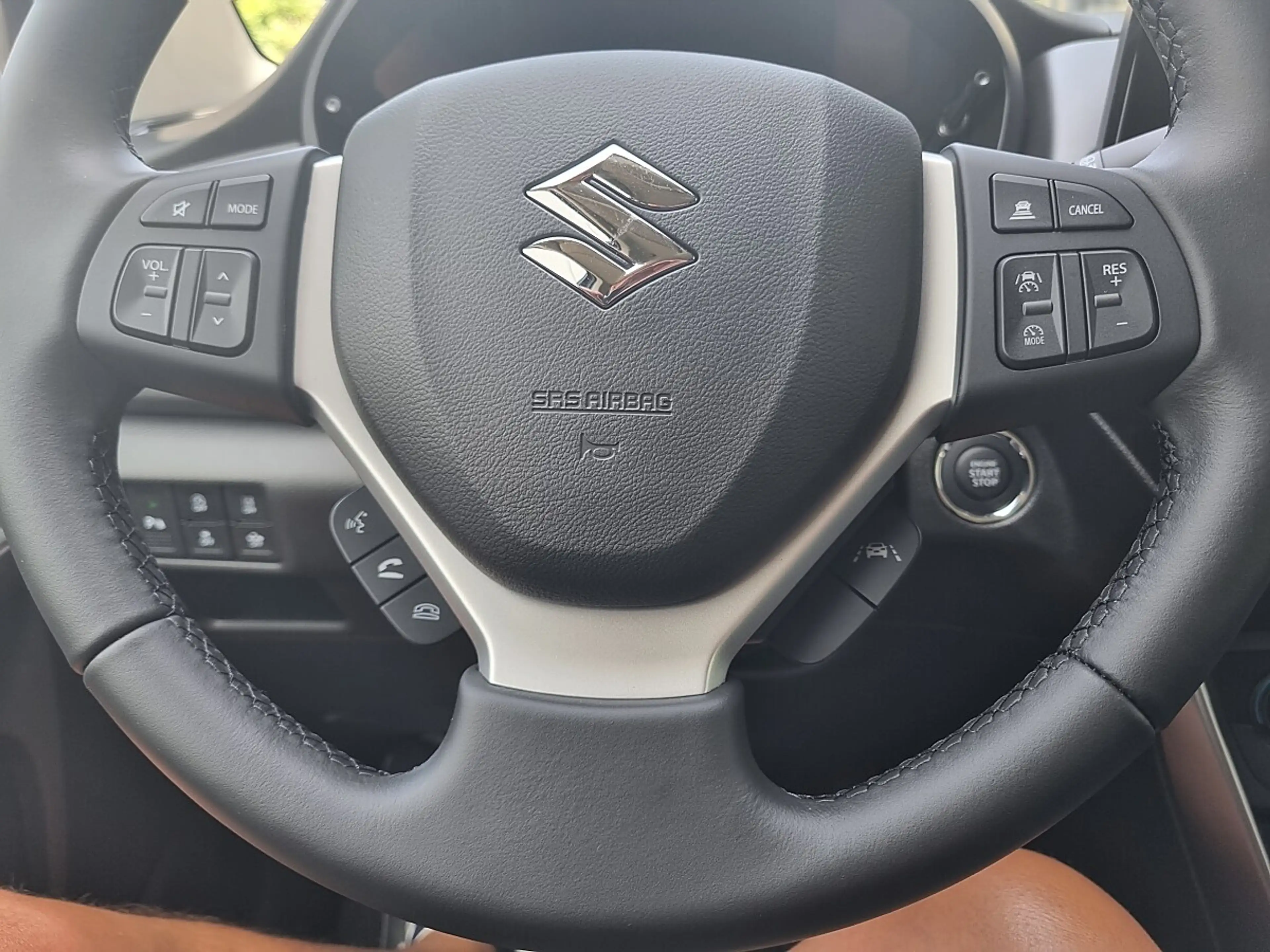 Suzuki S-Cross 1,4 Hybrid ALLGRIP shine — photo 9