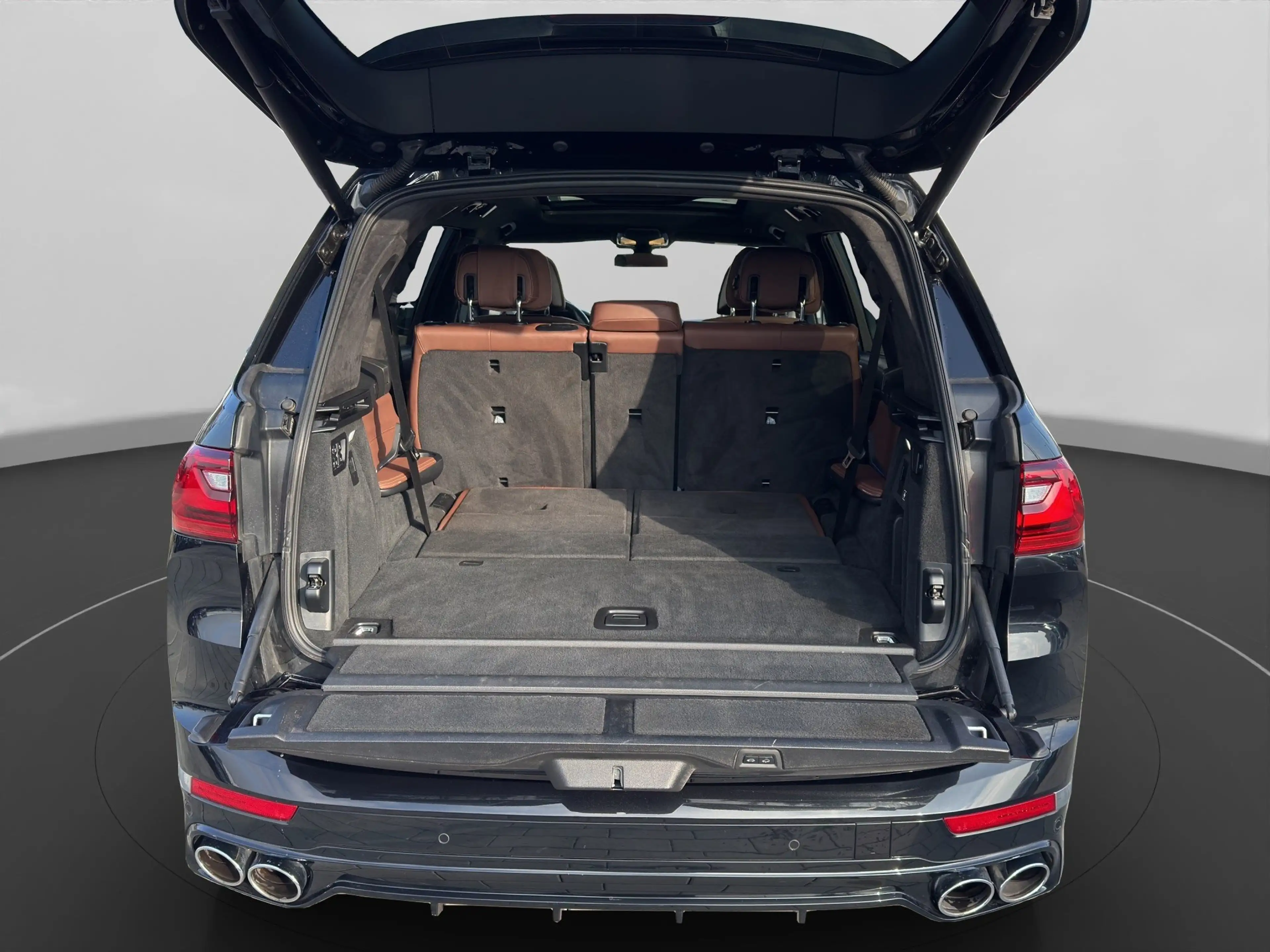 Alpina XB7 Biturbo Panorama Driving+Parkingassist Laser Anhän — photo 17