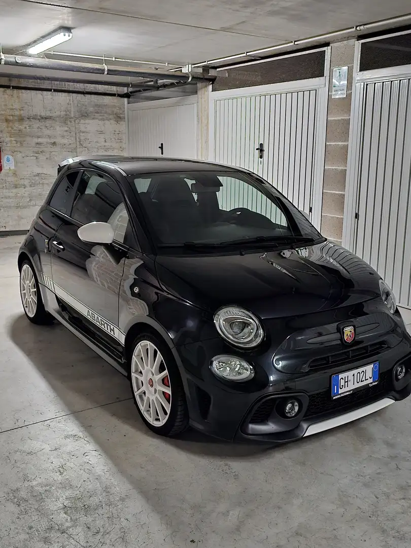 Abarth 695 1.4 t-jet esseesse 180cv - 1