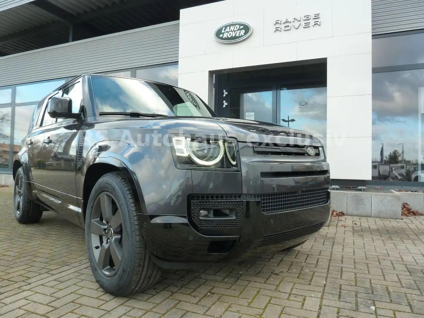 Land Rover Defender 110 P300e X-Dyn.HSE ACC el.AHK 20"MY25 Grau - 2