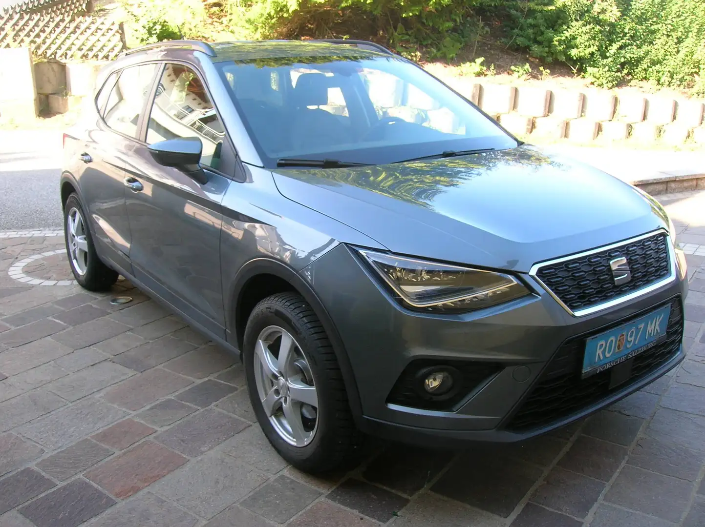 SEAT Arona Style, Led - Scheinwerfer, Navi, AHK, Sitzheizung Grau - 2