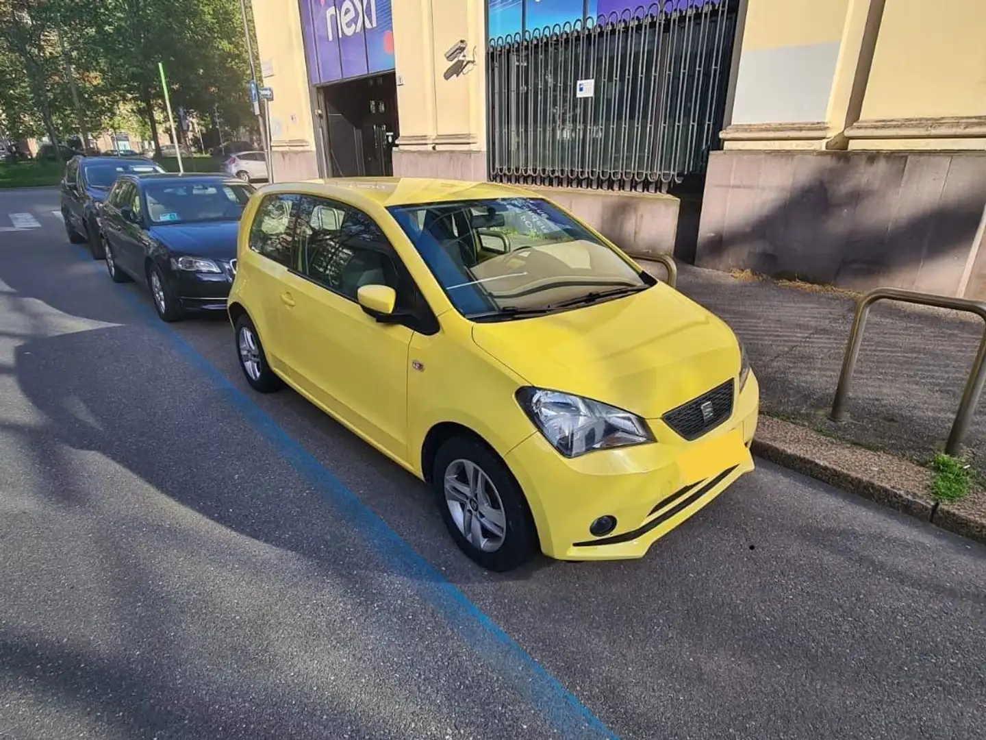 SEAT Mii 1.0 chic Giallo - 1