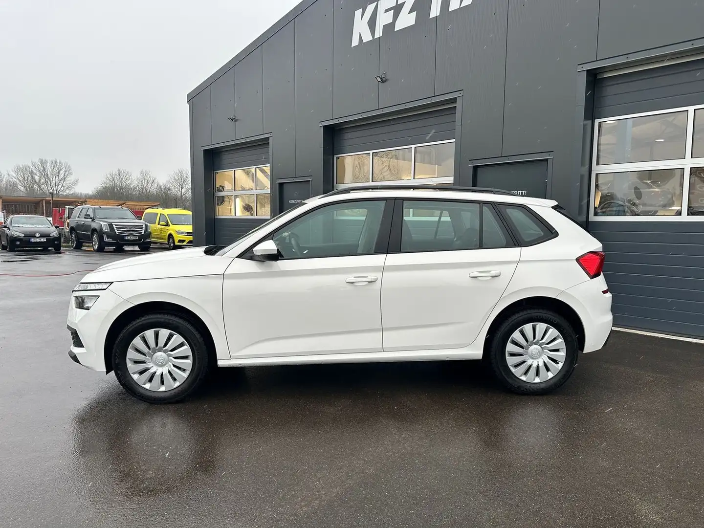 Skoda Kamiq Active LED SHZ MwSt 1. Hd Garantie Weiß - 2