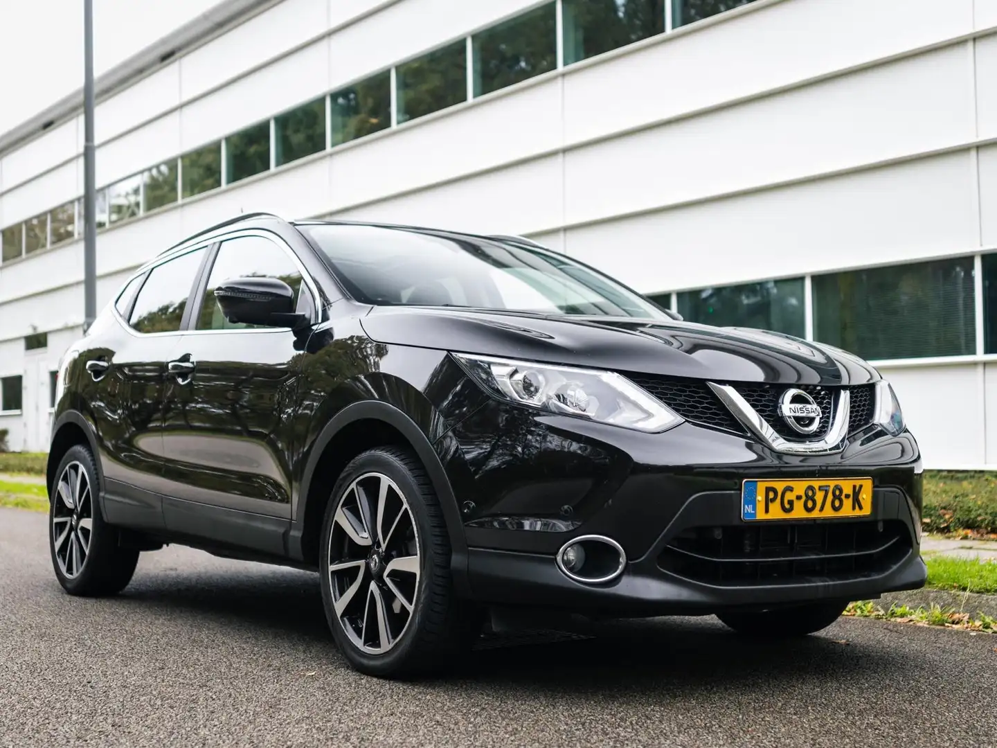 Nissan Qashqai 1.2 Tekna, NAP, PANO,Trekh, 360 CAM. Stoelvw Schwarz - 2
