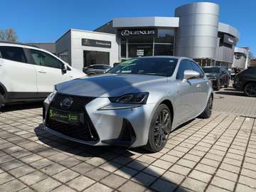 h F-Sport sparsame Limousine*8fach bereift