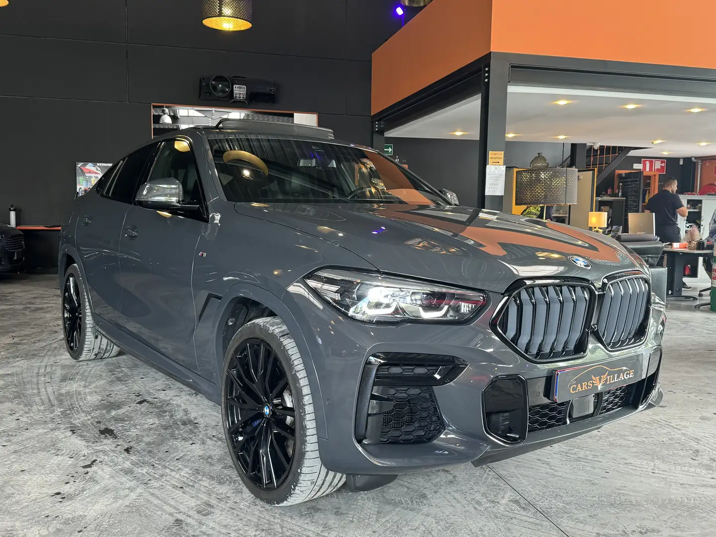 BMW X6 M M50i - ECHAPEMENT SPORT - FULL OPTION - SHOWROOM Grijs - 1