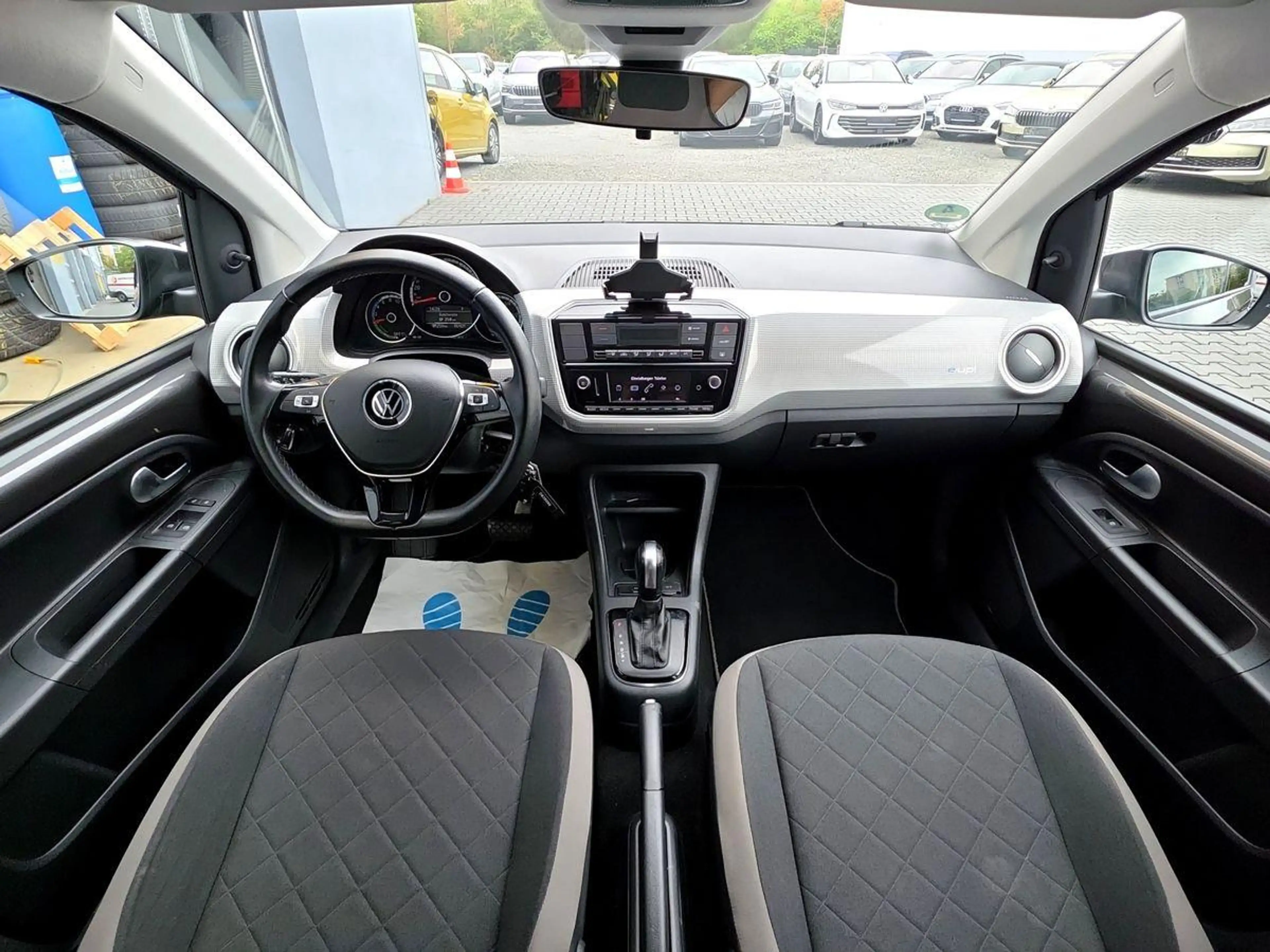 Volkswagen e-up! e-up! Style Plus CCS GRA R-KAM PDC 250km-Reichw — photo 13