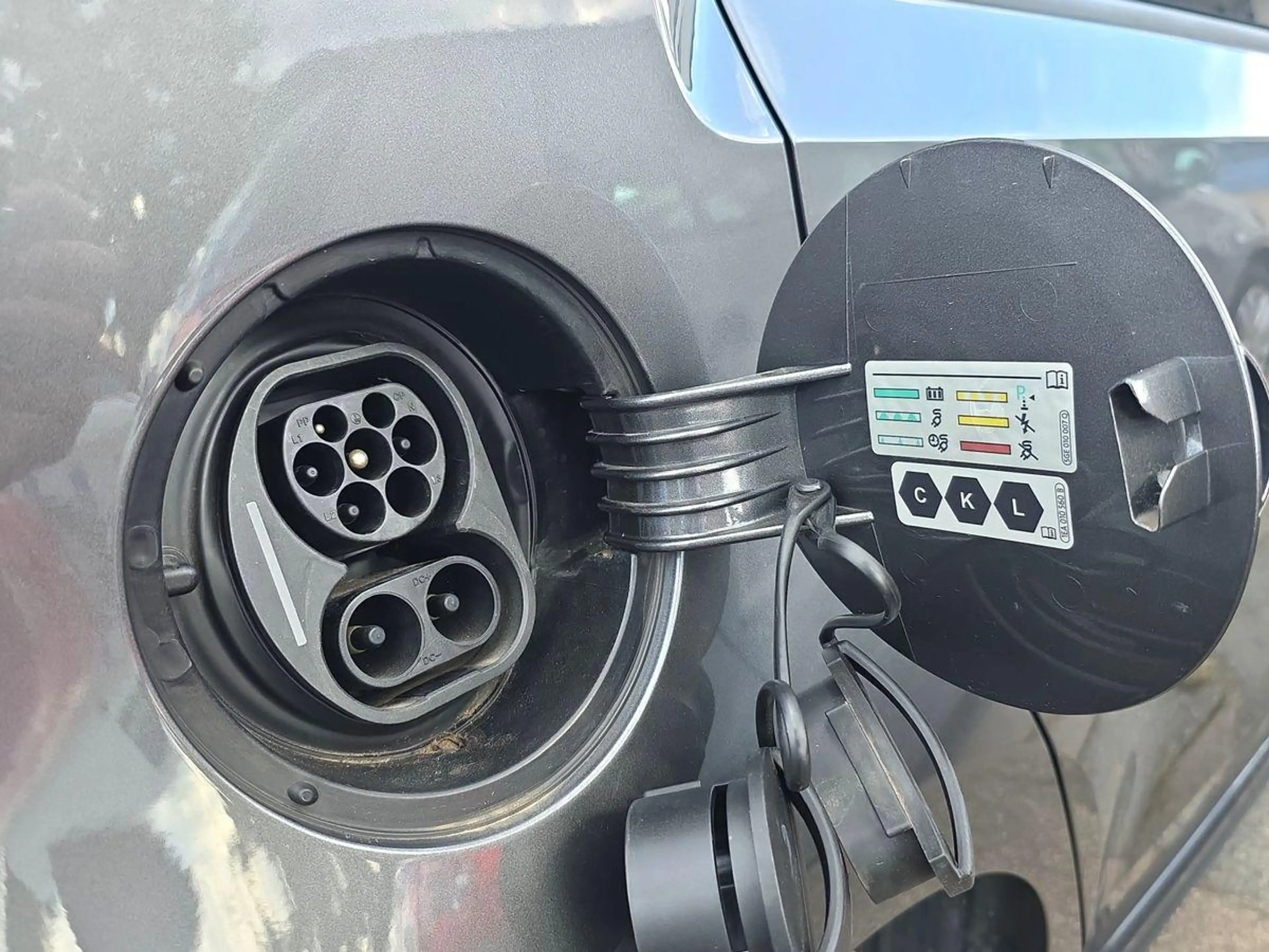 Volkswagen e-up! e-up! Style Plus CCS GRA R-KAM PDC 250km-Reichw — photo 8