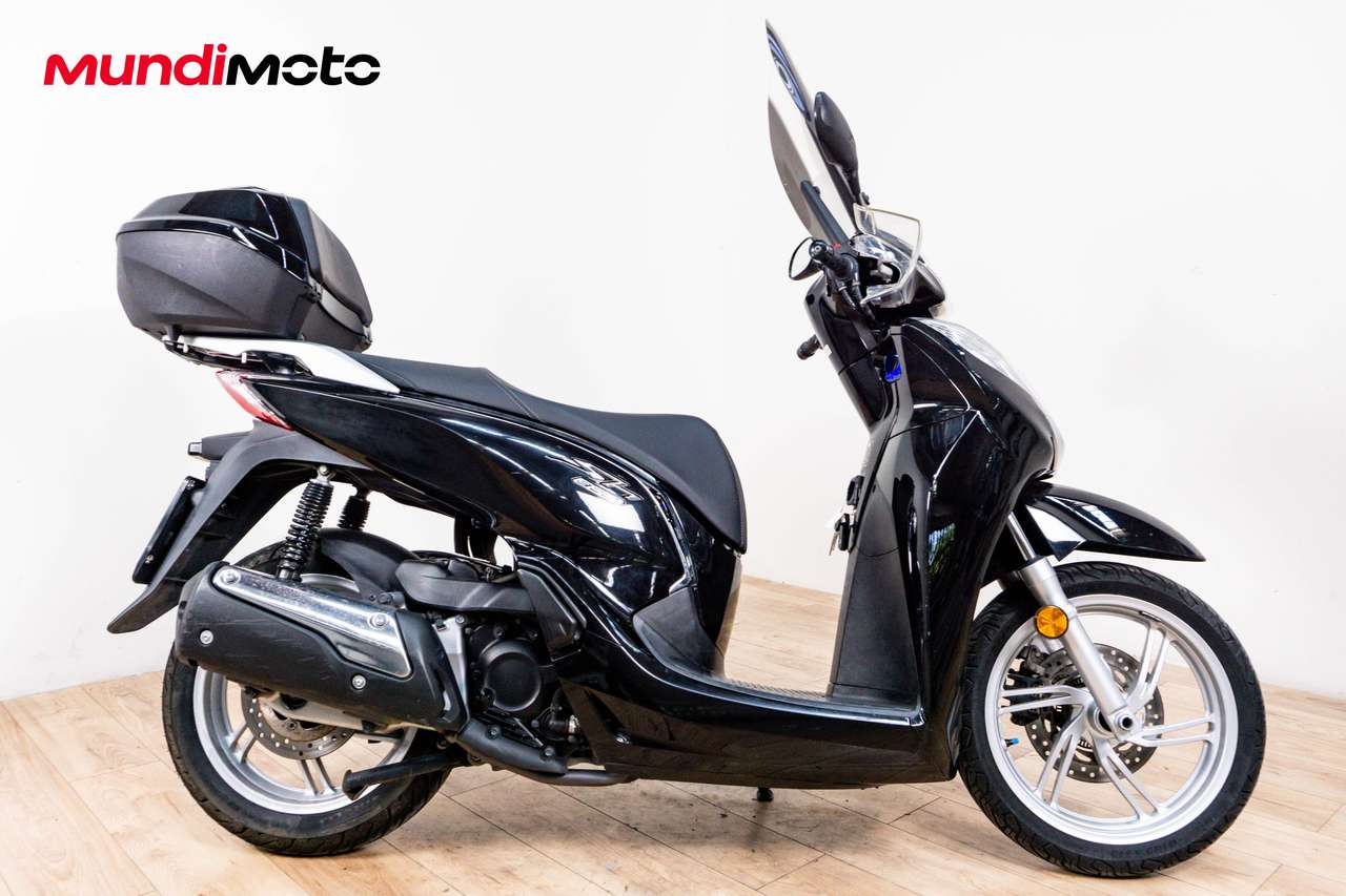 Honda SH 300