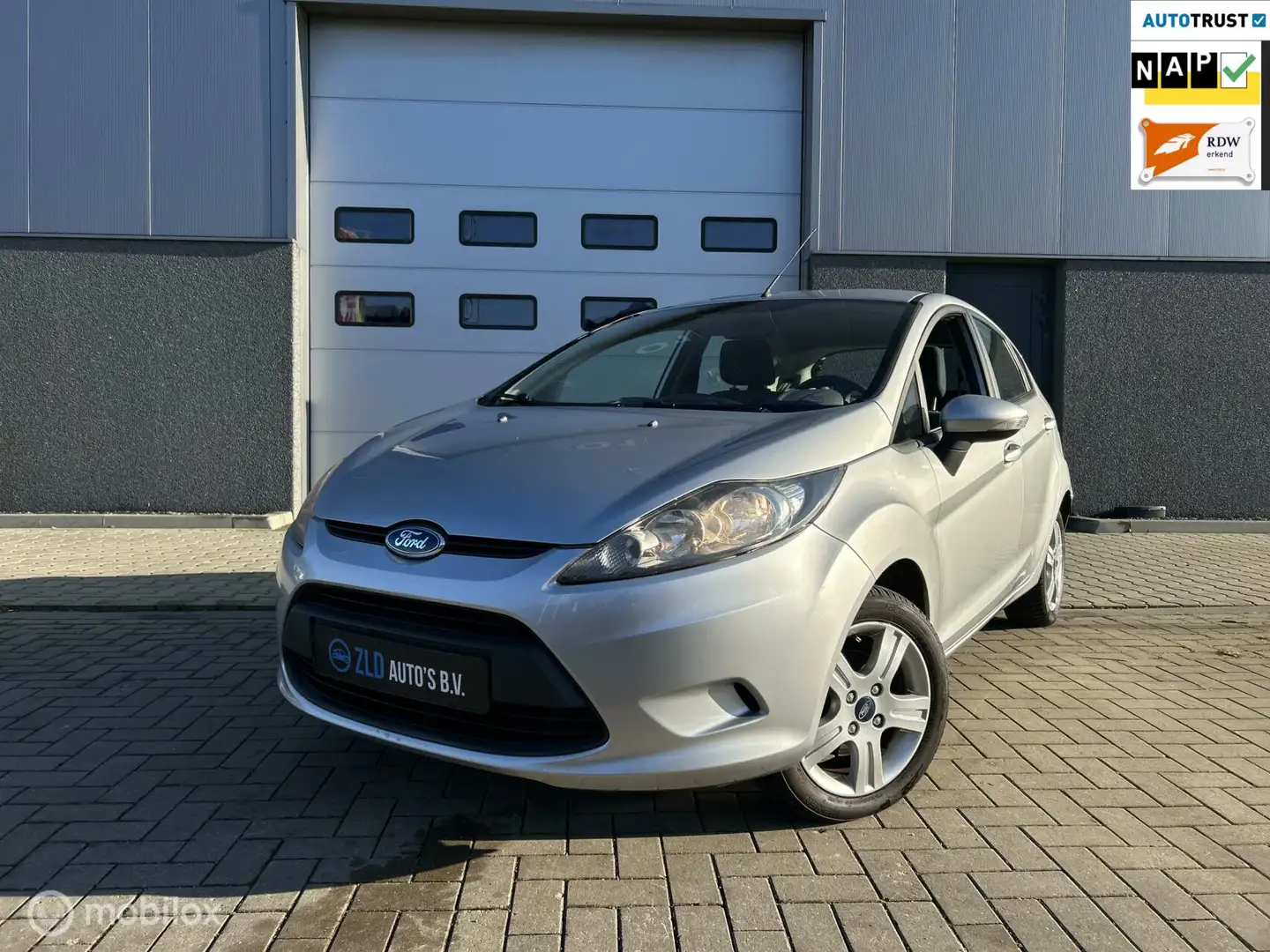 Ford Fiesta 1.25 Titanium/JAAR APK/AIRCO/ Zilver - 1