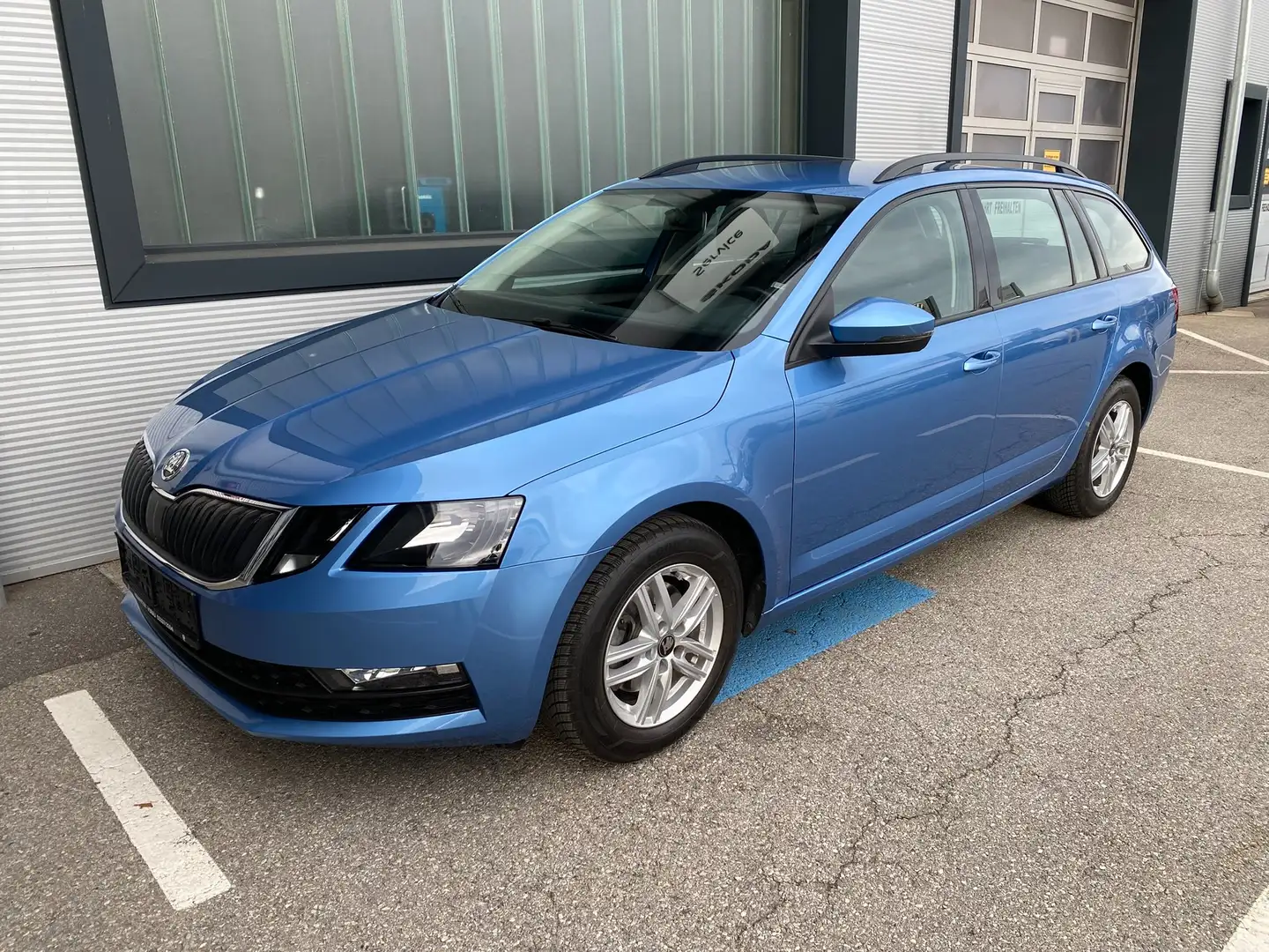 Skoda Octavia Combi Active 115TSI Schalter AHV,Klima,ZV,FH,Tempo Blau - 1