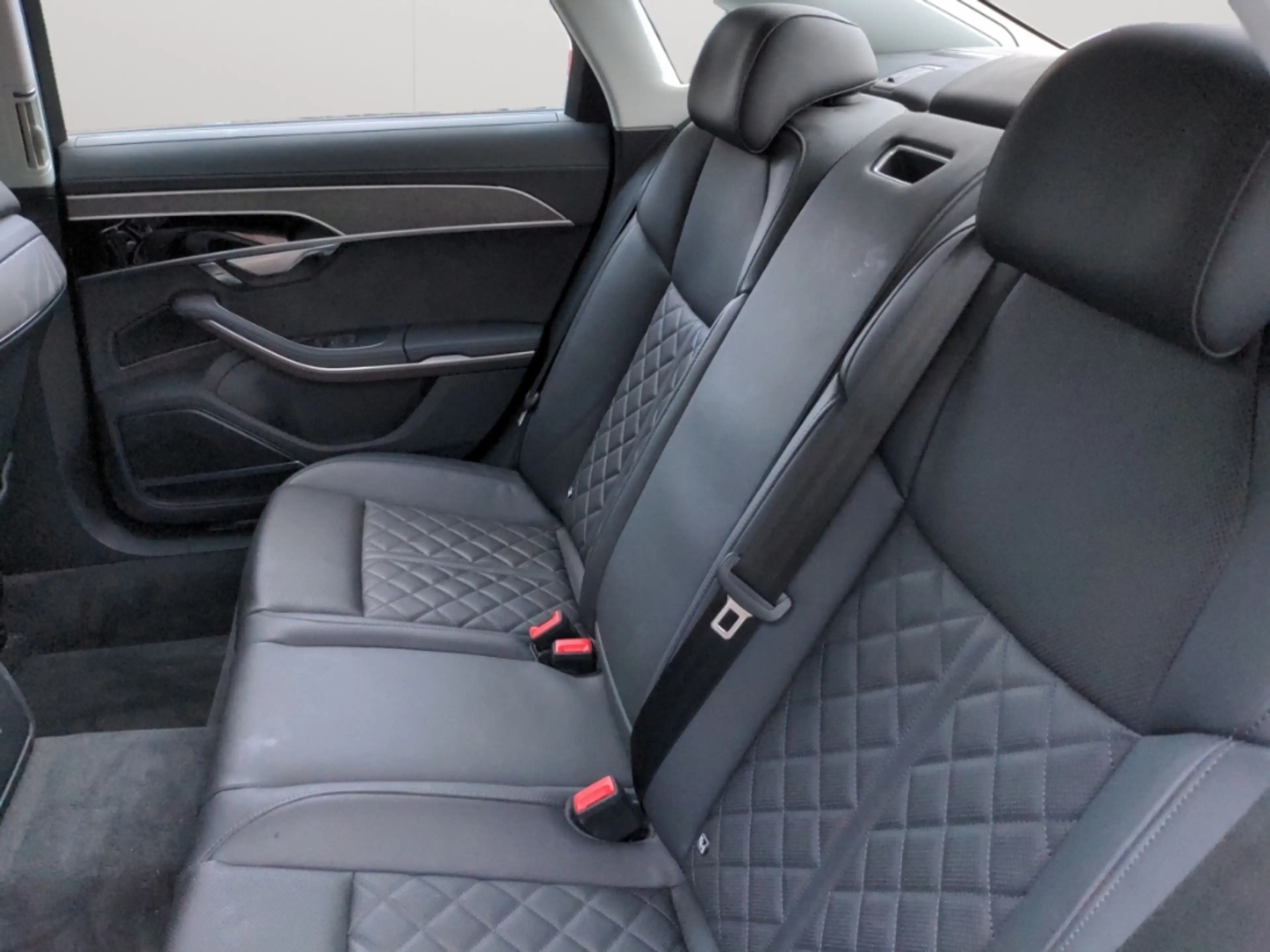 Audi A8 60 TFSI 60TFSI quattro Matrix STHZ Navi HUD B&O Pa — photo 14