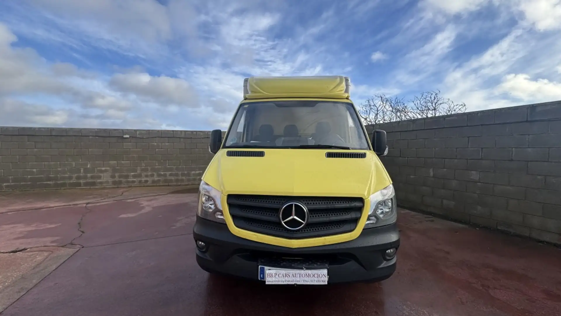 Mercedes-Benz Sprinter Ch.Cb. 314BlueTec Medio Rebajado Amarillo - 2