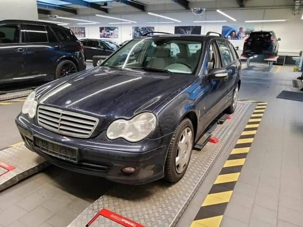Mercedes-Benz C 180