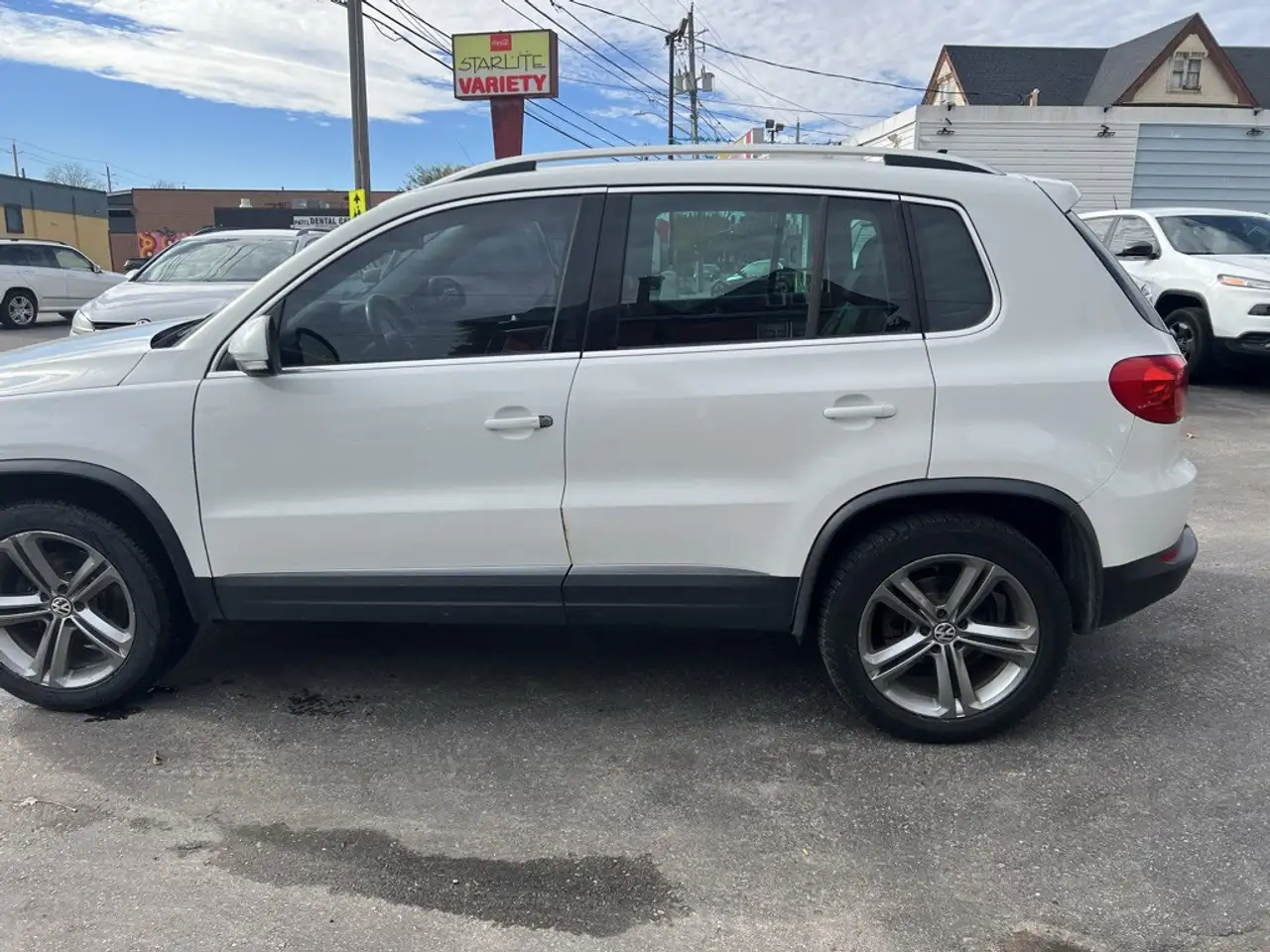 Volkswagen Tiguan снимка Volkswagen Tiguan
