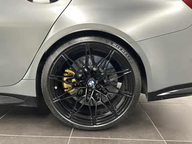 BMW M3 view 6